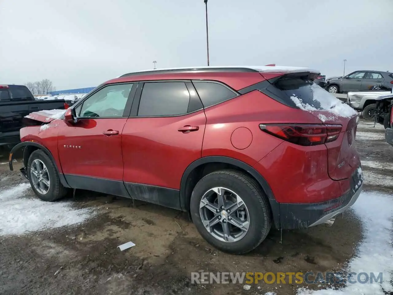 2 Photograph of a damaged car 3GNKBCR41RS136161 CHEVROLET BLAZER 2024