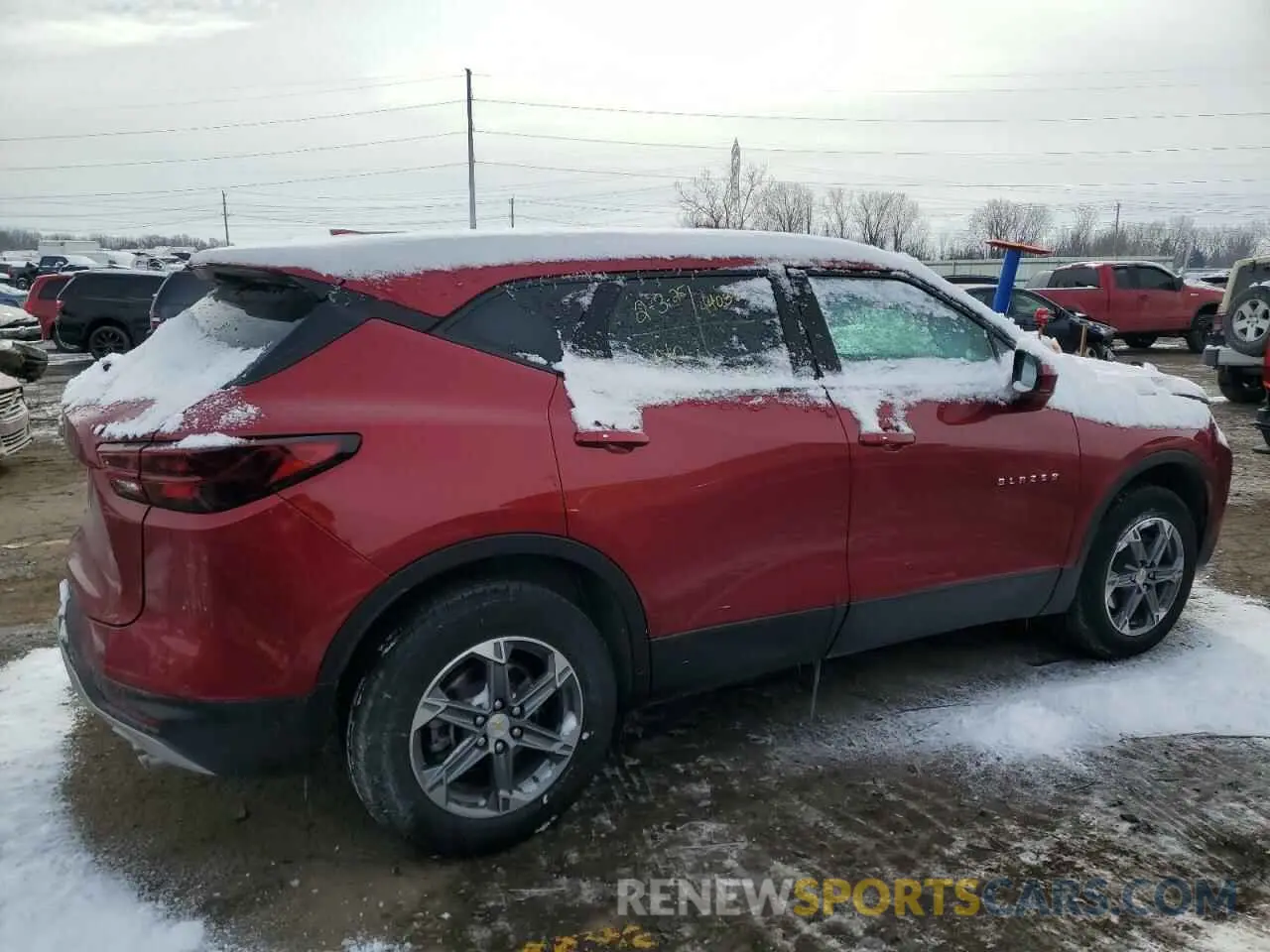 3 Photograph of a damaged car 3GNKBCR41RS136161 CHEVROLET BLAZER 2024