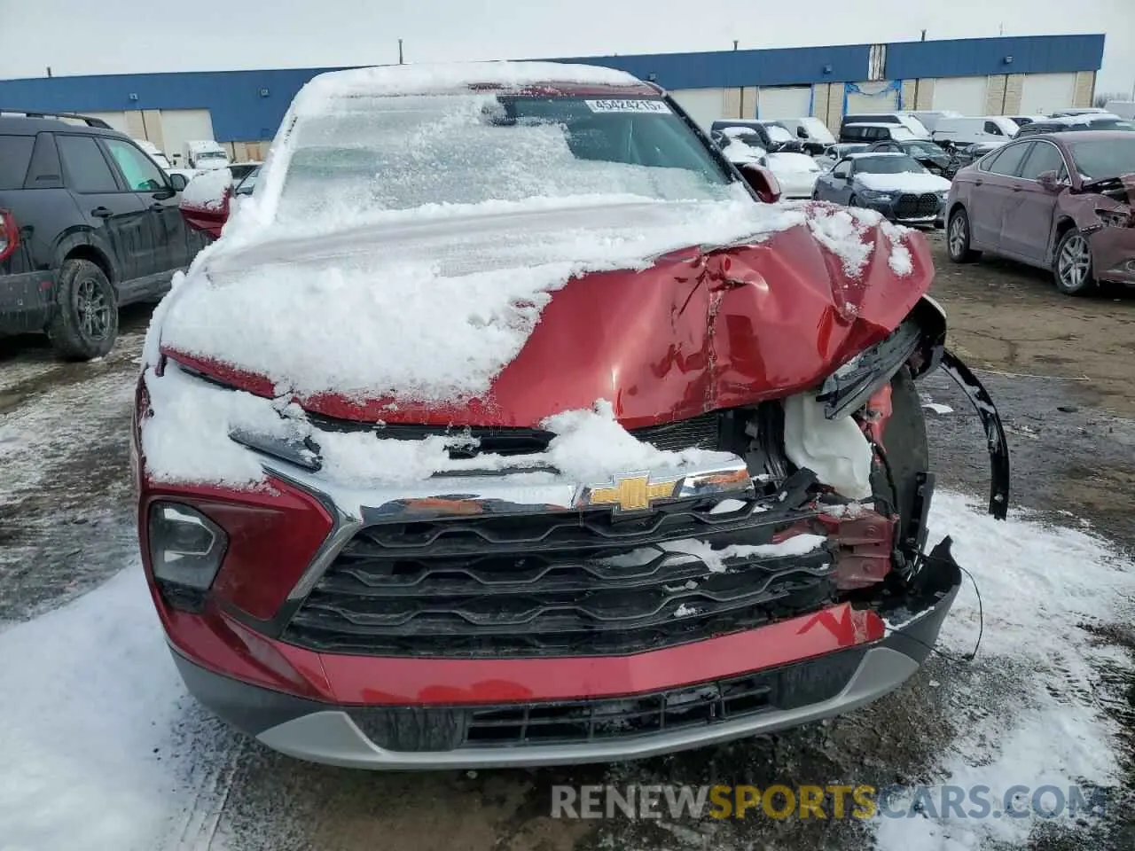 5 Photograph of a damaged car 3GNKBCR41RS136161 CHEVROLET BLAZER 2024