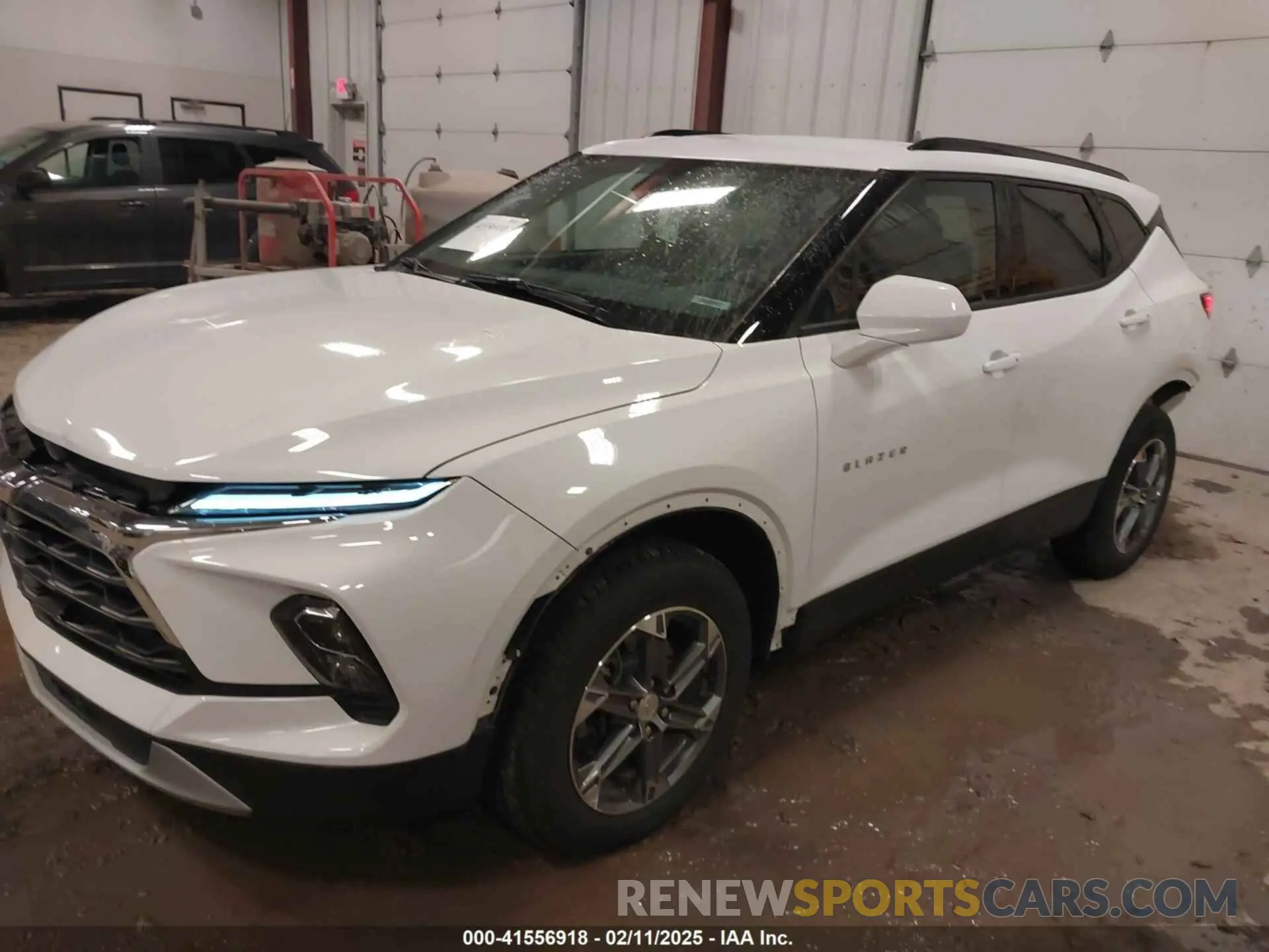 2 Photograph of a damaged car 3GNKBCR42RS160923 CHEVROLET BLAZER 2024