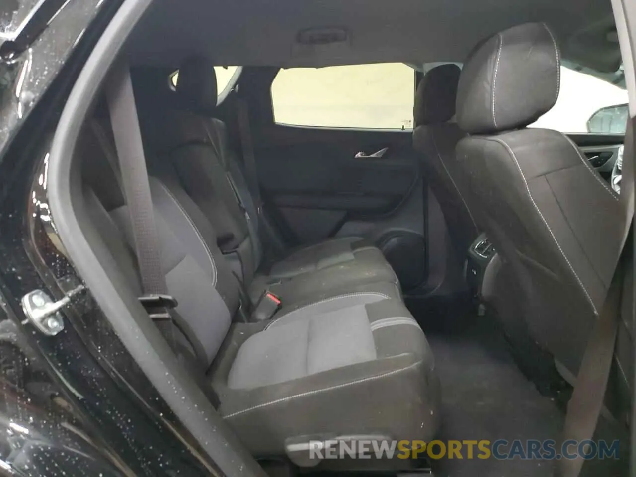 11 Photograph of a damaged car 3GNKBCR44RS169056 CHEVROLET BLAZER 2024