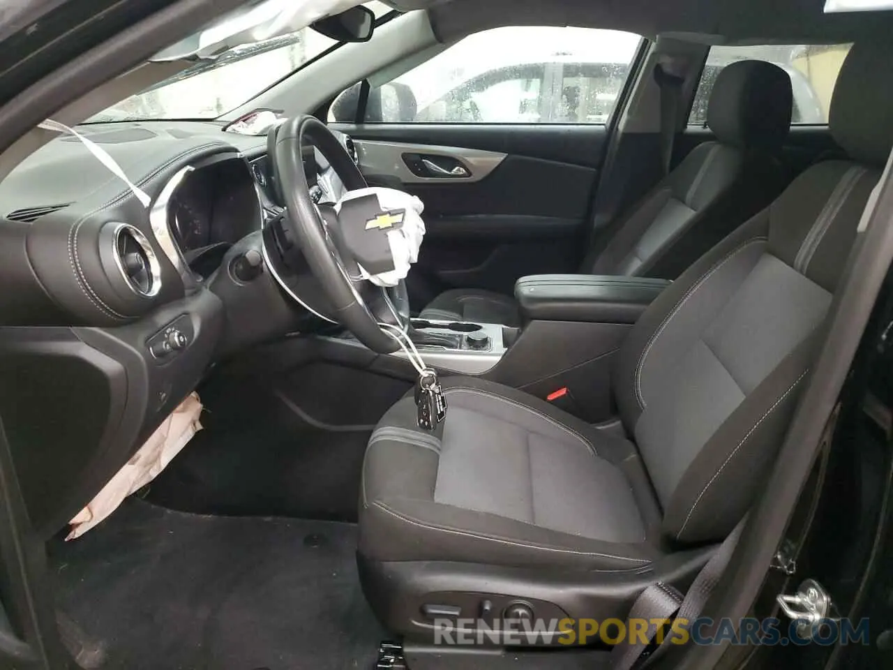 7 Photograph of a damaged car 3GNKBCR44RS169056 CHEVROLET BLAZER 2024