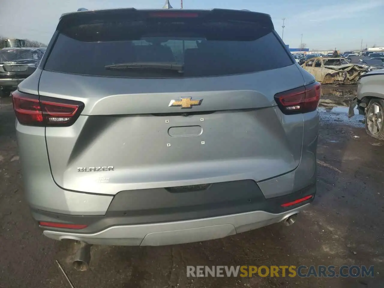 6 Photograph of a damaged car 3GNKBCR44RS257430 CHEVROLET BLAZER 2024