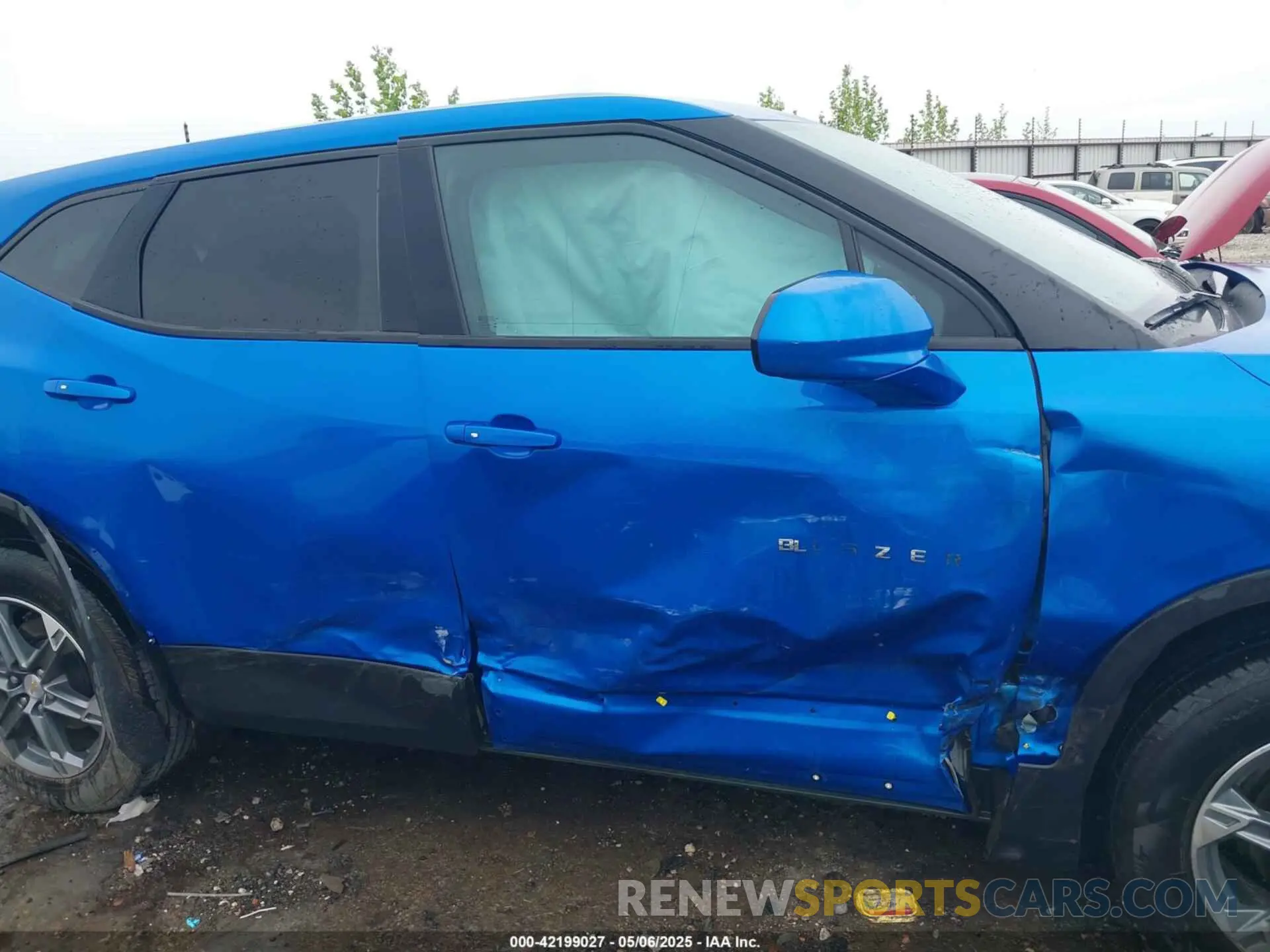 14 Photograph of a damaged car 3GNKBCR45RS168160 CHEVROLET BLAZER 2024