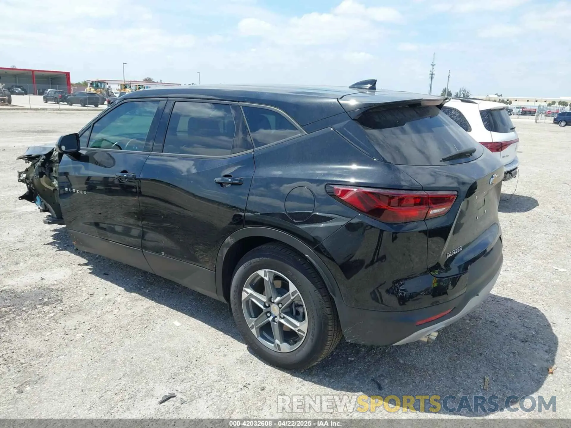 3 Photograph of a damaged car 3GNKBCR45RS269411 CHEVROLET BLAZER 2024