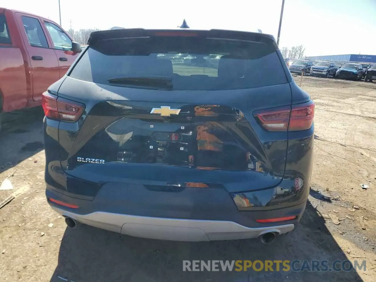 6 Photograph of a damaged car 3GNKBCR46RS229208 CHEVROLET BLAZER 2024