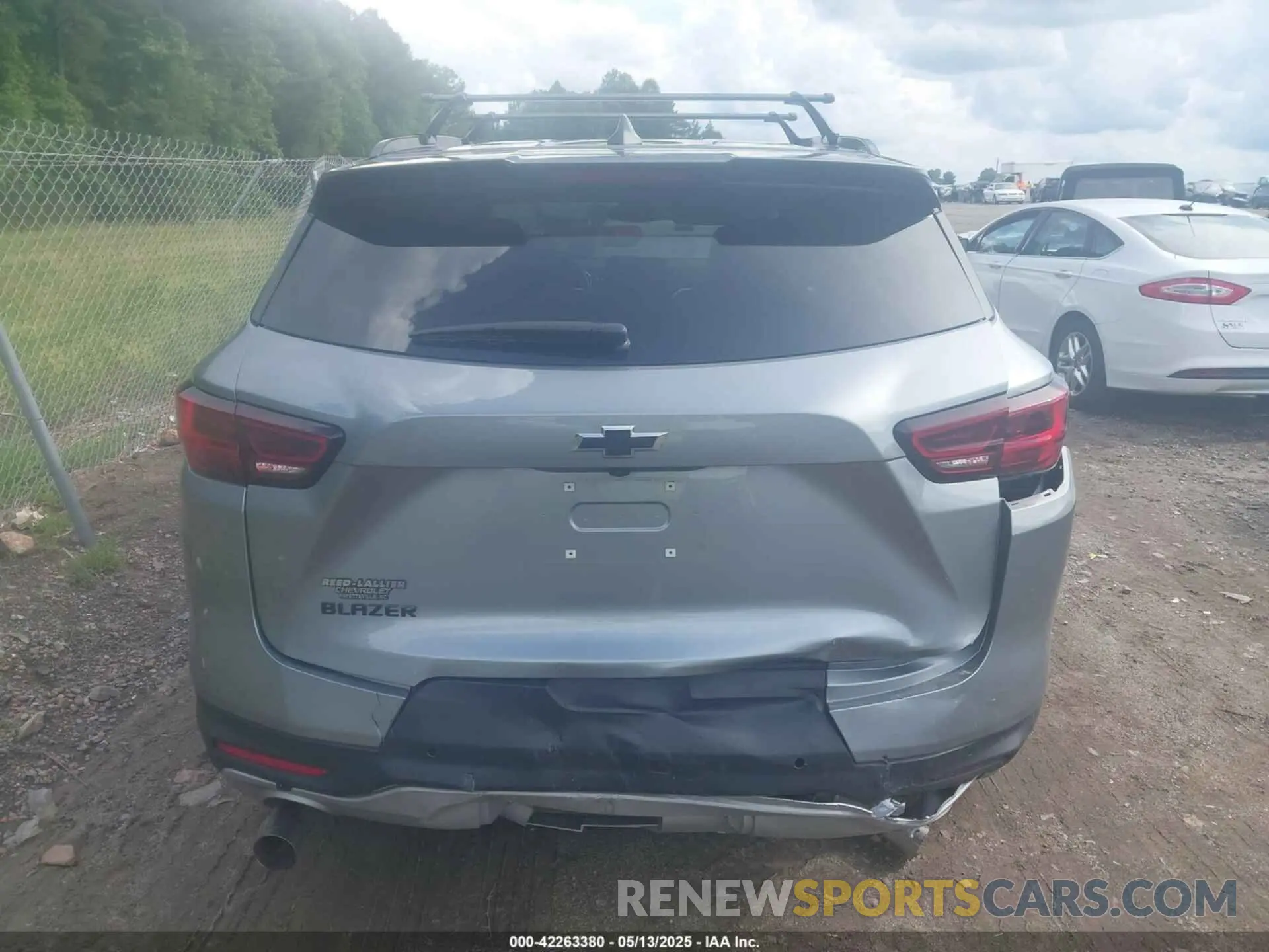 16 Photograph of a damaged car 3GNKBCR46RS282636 CHEVROLET BLAZER 2024