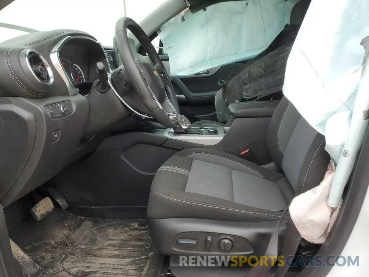 7 Photograph of a damaged car 3GNKBCR49RS224388 CHEVROLET BLAZER 2024