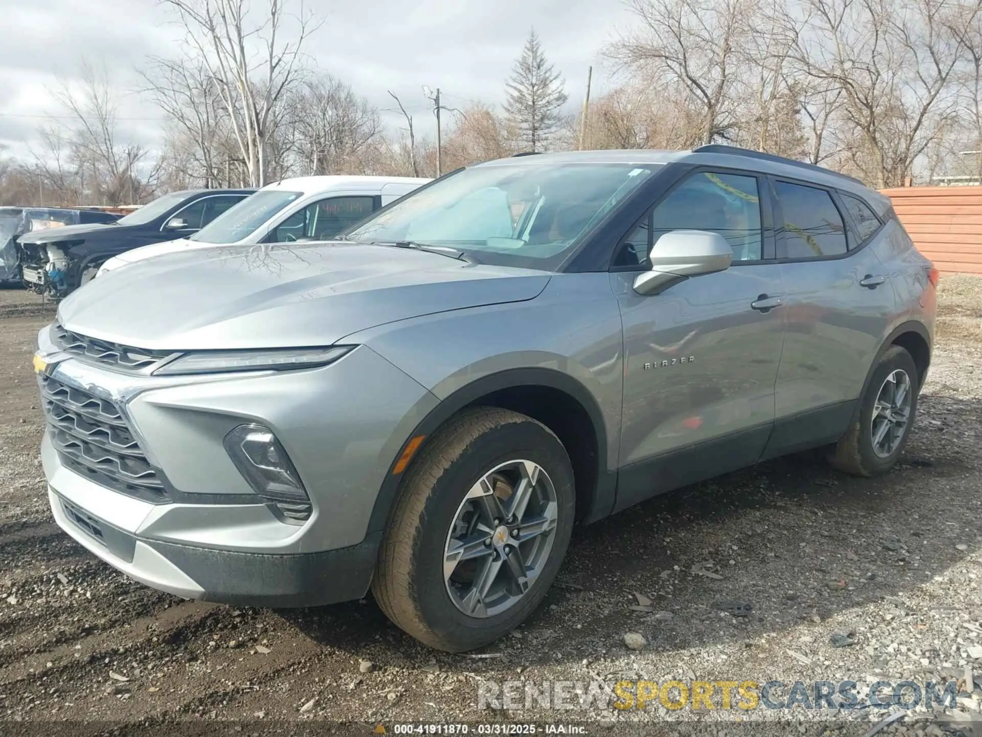 2 Photograph of a damaged car 3GNKBCR49RS244768 CHEVROLET BLAZER 2024