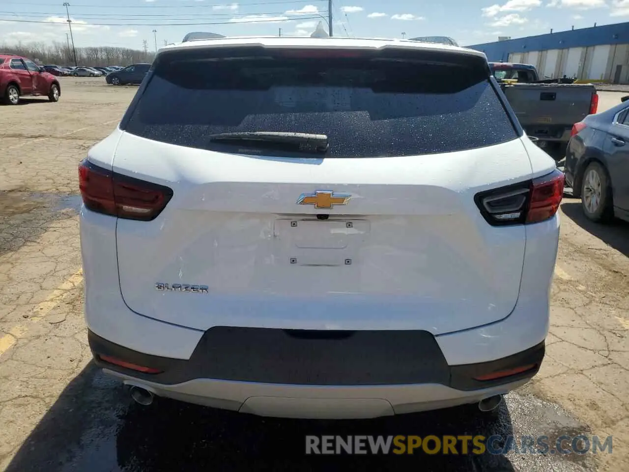 6 Photograph of a damaged car 3GNKBCR49RS277852 CHEVROLET BLAZER 2024