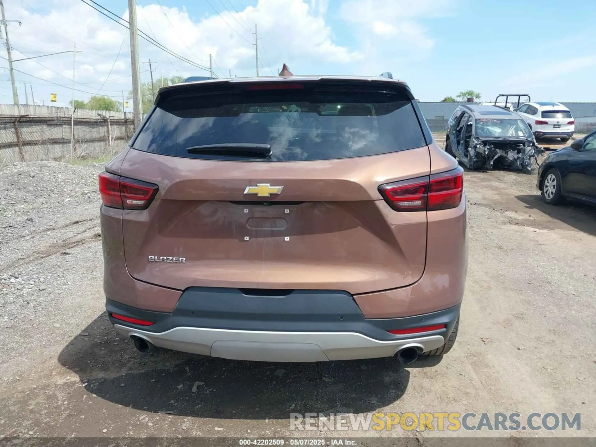 16 Photograph of a damaged car 3GNKBCR4XRS165349 CHEVROLET BLAZER 2024