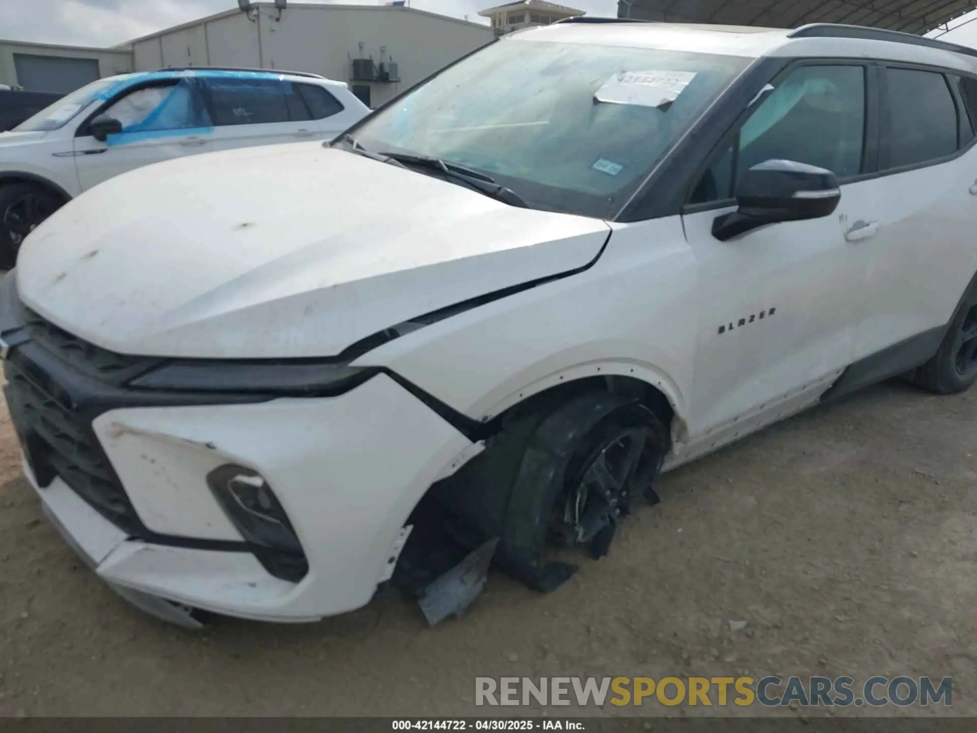 6 Photograph of a damaged car 3GNKBDR43RS210038 CHEVROLET BLAZER 2024