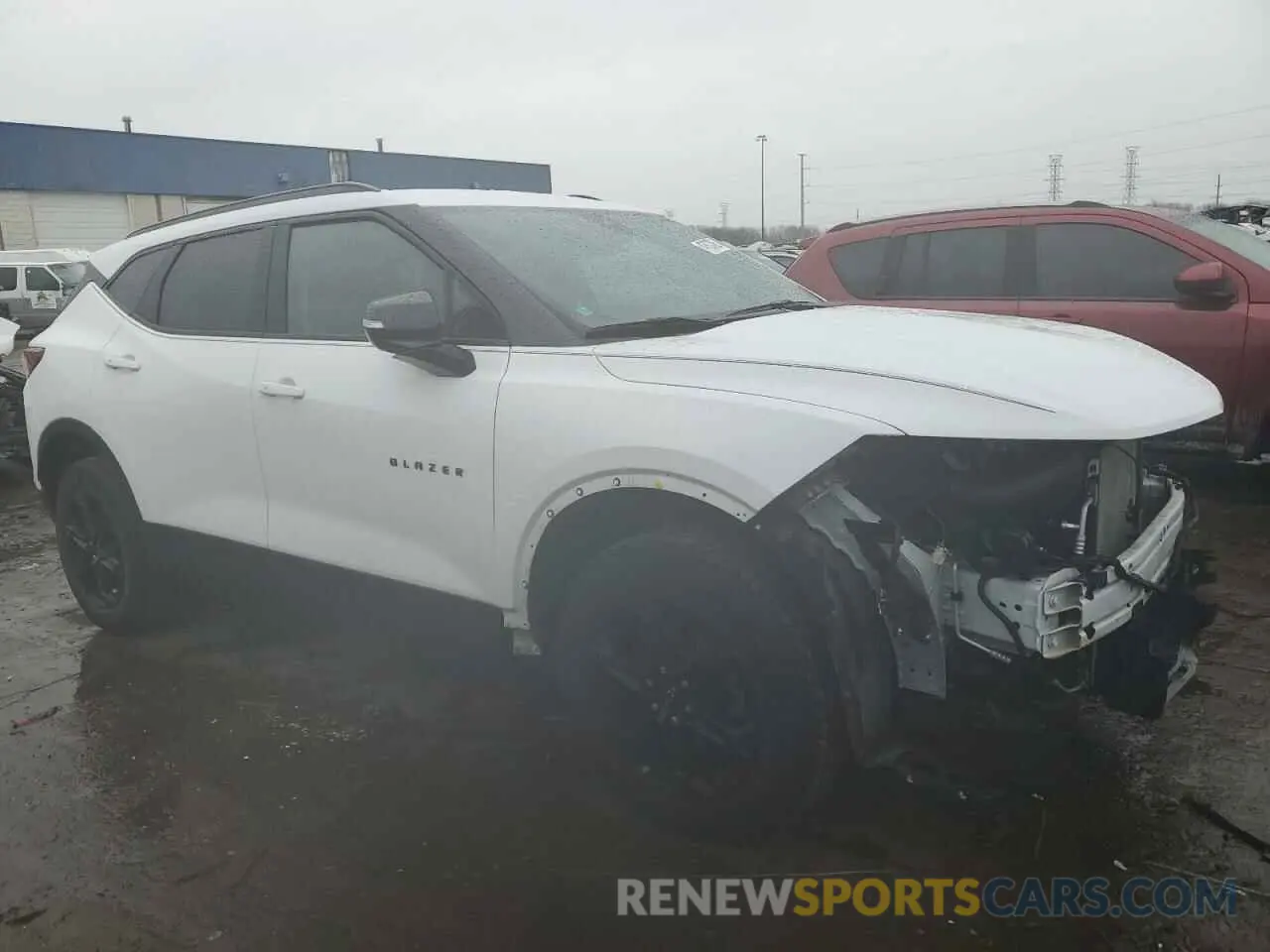 4 Photograph of a damaged car 3GNKBDRS4RS159079 CHEVROLET BLAZER 2024