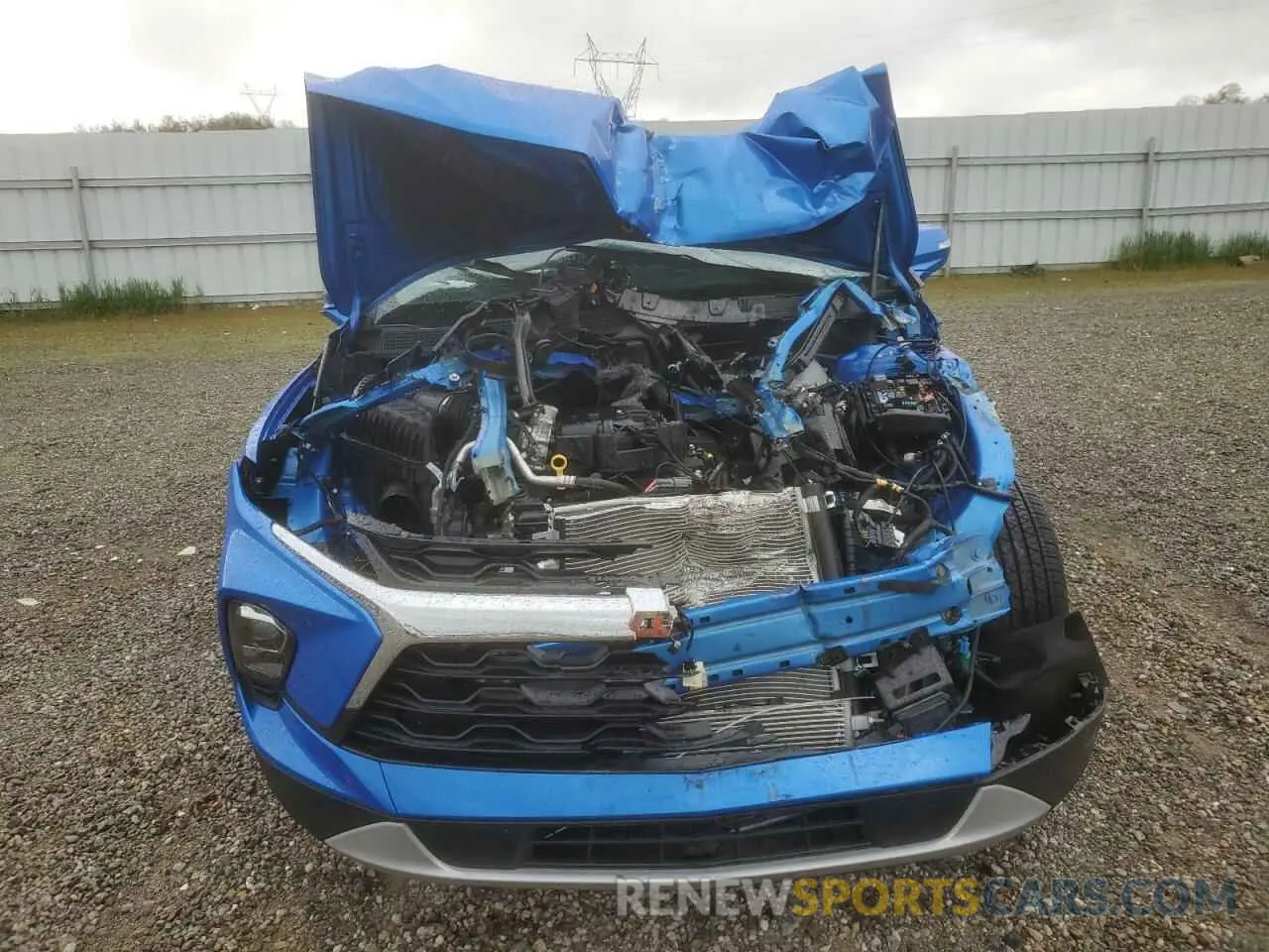 5 Photograph of a damaged car 3GNKBDRSXRS198923 CHEVROLET BLAZER 2024