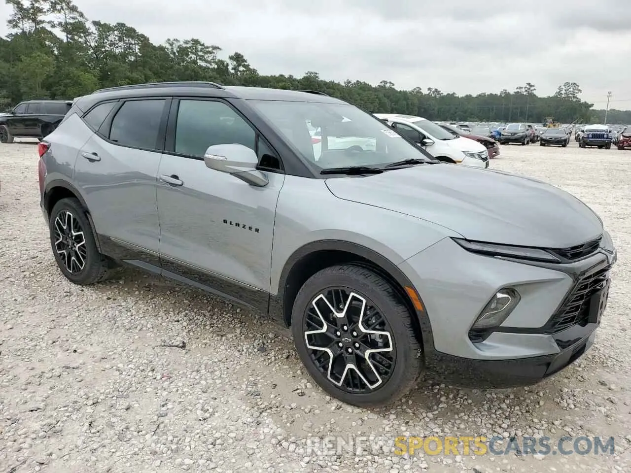 4 Photograph of a damaged car 3GNKBERS0RS138137 CHEVROLET BLAZER 2024