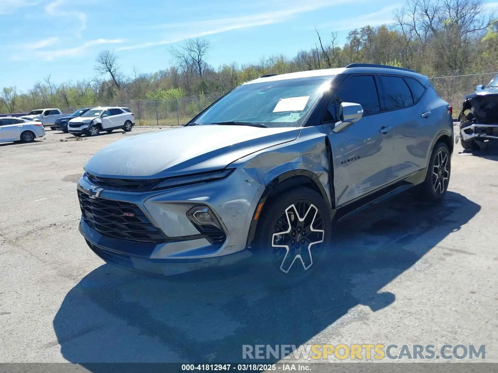 2 Photograph of a damaged car 3GNKBERS4RS270284 CHEVROLET BLAZER 2024