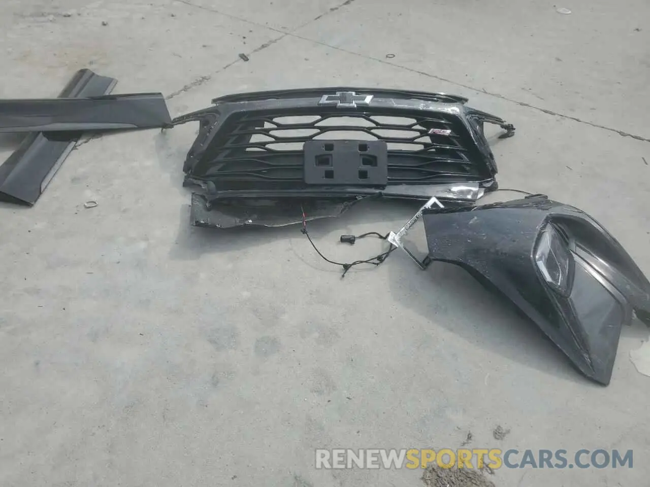 12 Photograph of a damaged car 3GNKBERS7RS210452 CHEVROLET BLAZER 2024