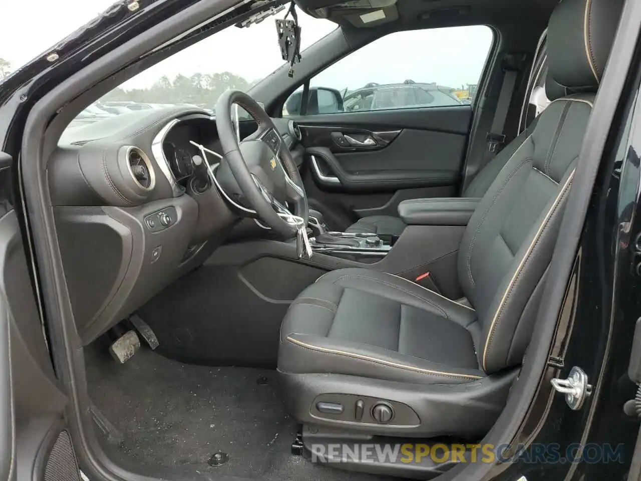 7 Photograph of a damaged car 3GNKBFR44RS189096 CHEVROLET BLAZER 2024