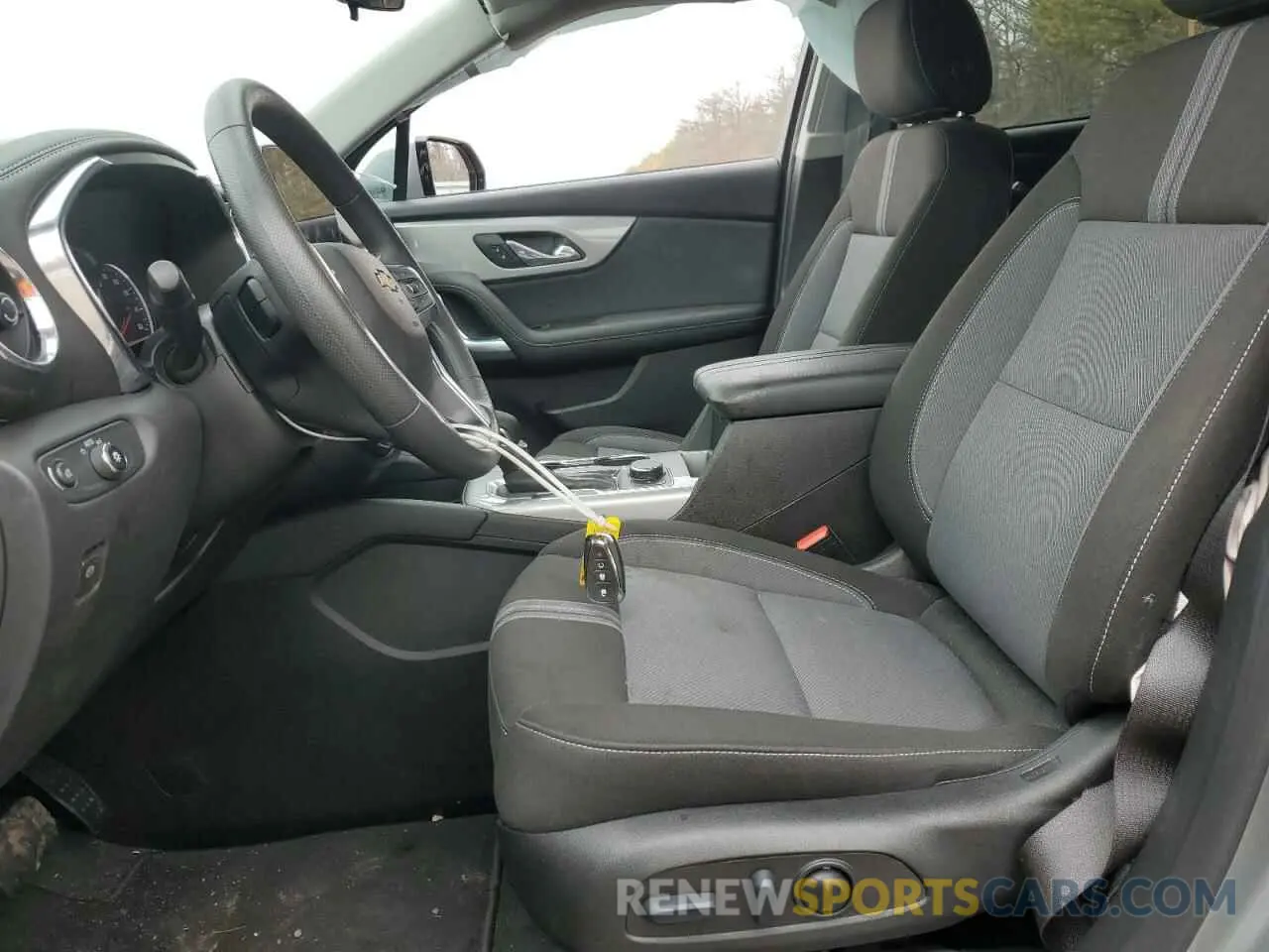 7 Photograph of a damaged car 3GNKBHR40RS157242 CHEVROLET BLAZER 2024