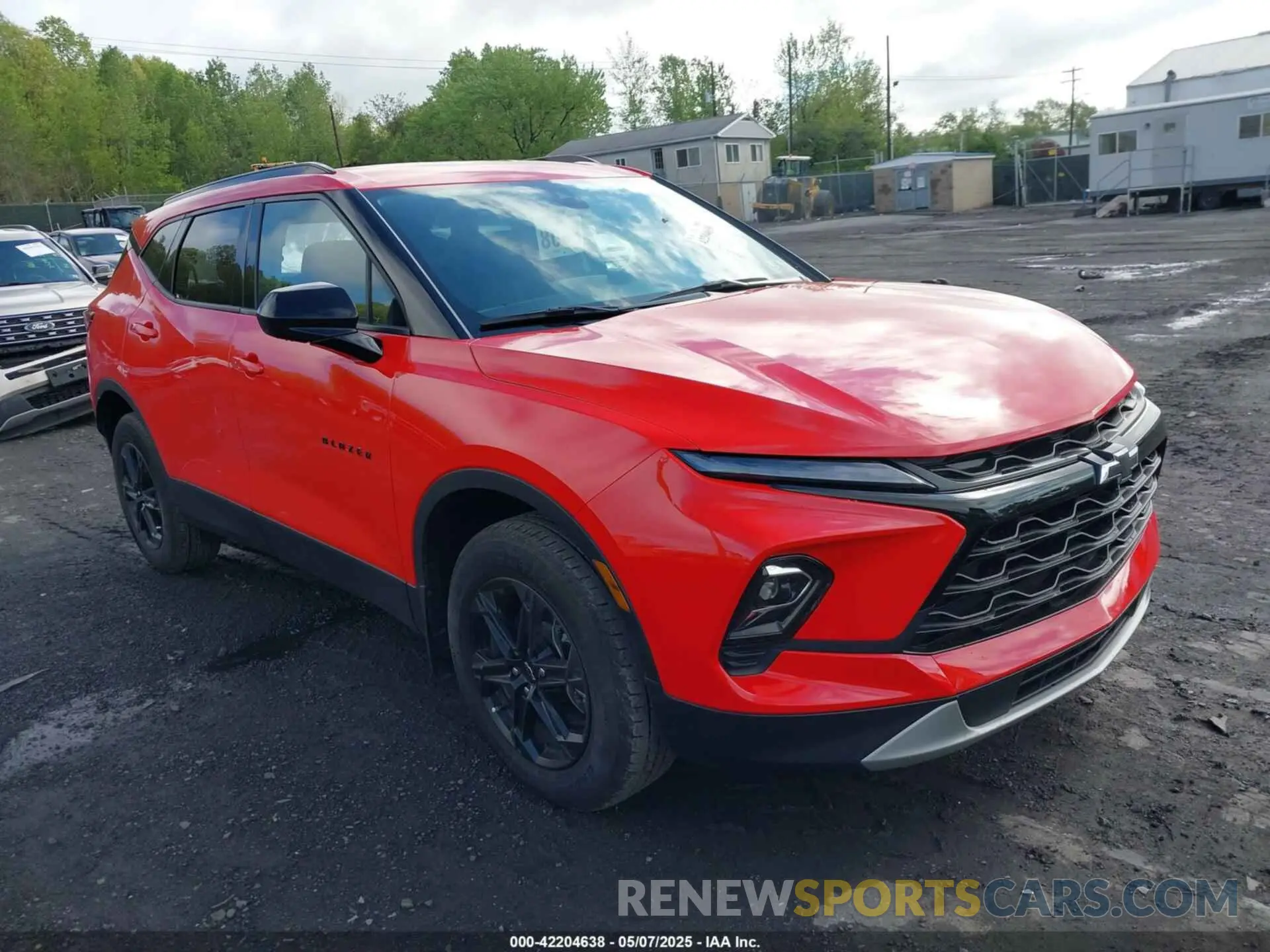 1 Photograph of a damaged car 3GNKBHR46RS163983 CHEVROLET BLAZER 2024