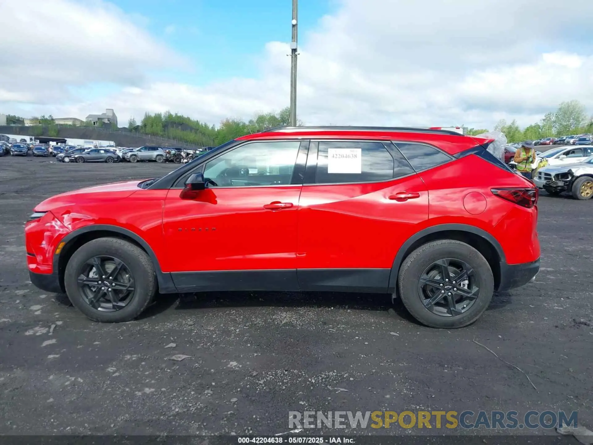 14 Photograph of a damaged car 3GNKBHR46RS163983 CHEVROLET BLAZER 2024