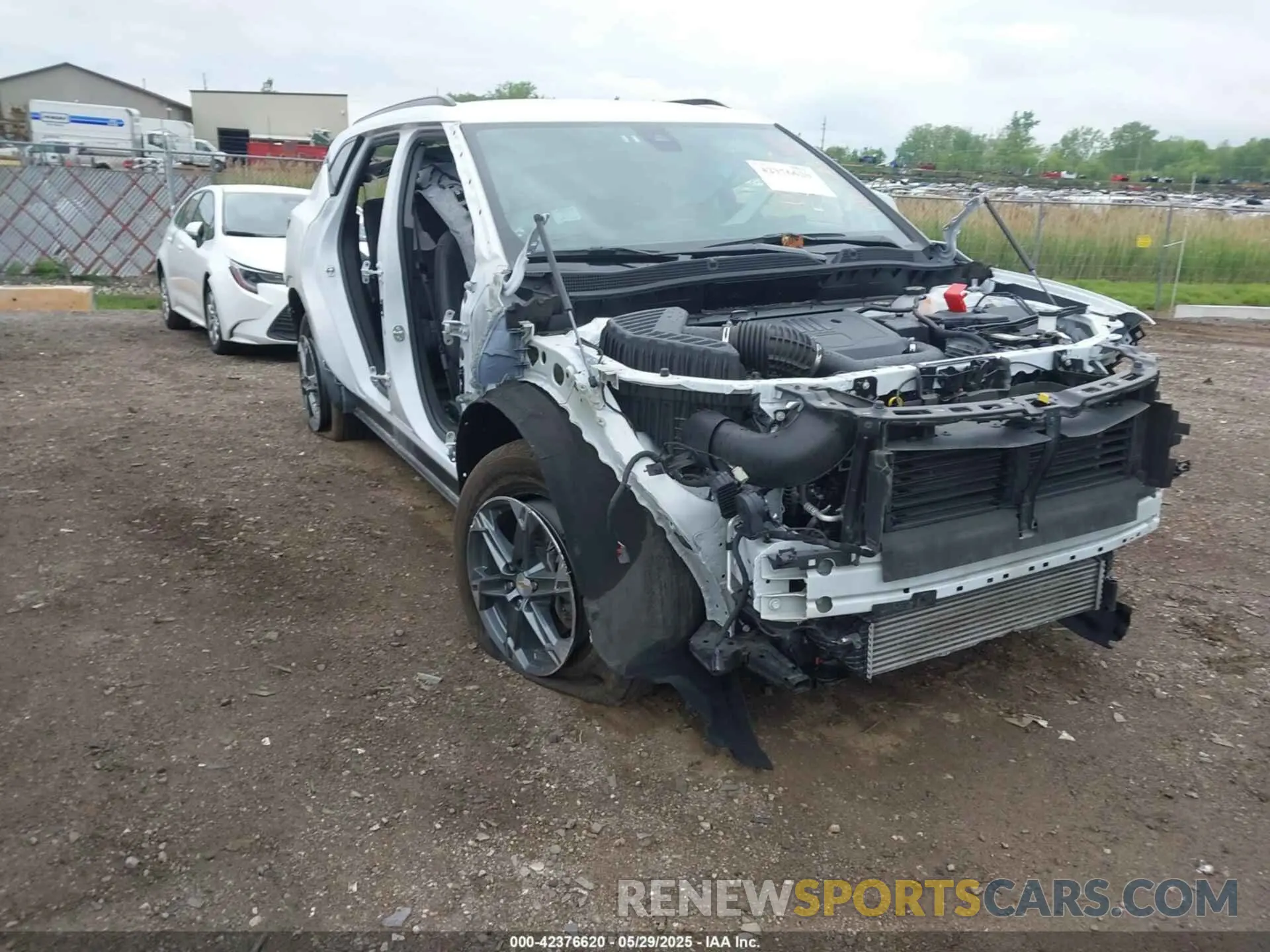 1 Photograph of a damaged car 3GNKBJR49RS175777 CHEVROLET BLAZER 2024