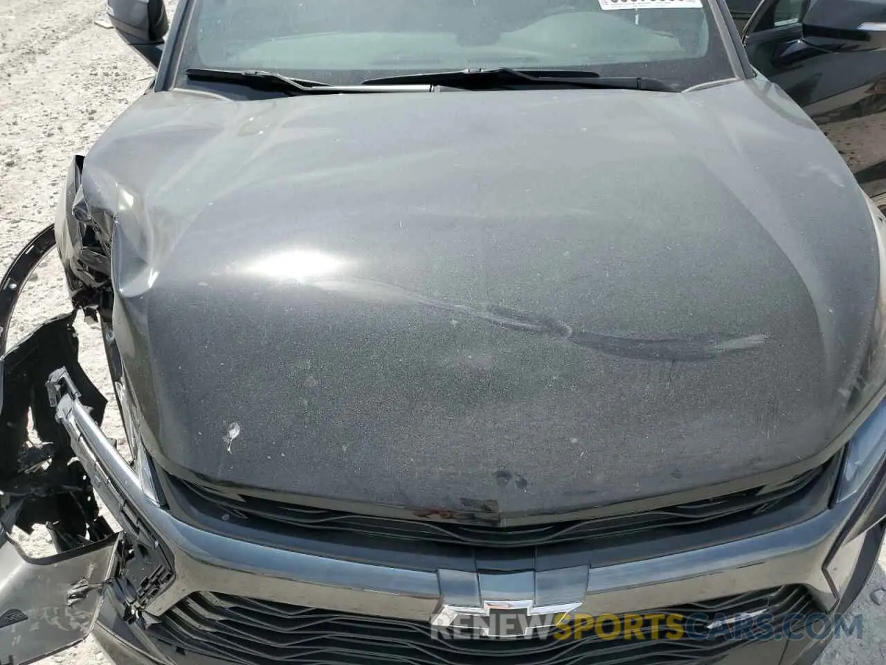 12 Photograph of a damaged car 3GNKBKRS1RS223583 CHEVROLET BLAZER 2024