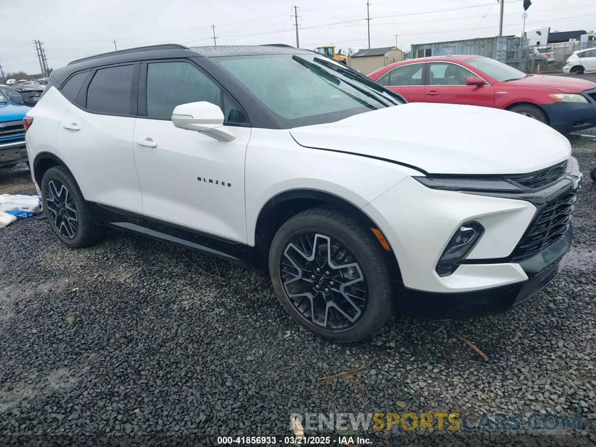 1 Photograph of a damaged car 3GNKBKRS4RS139337 CHEVROLET BLAZER 2024