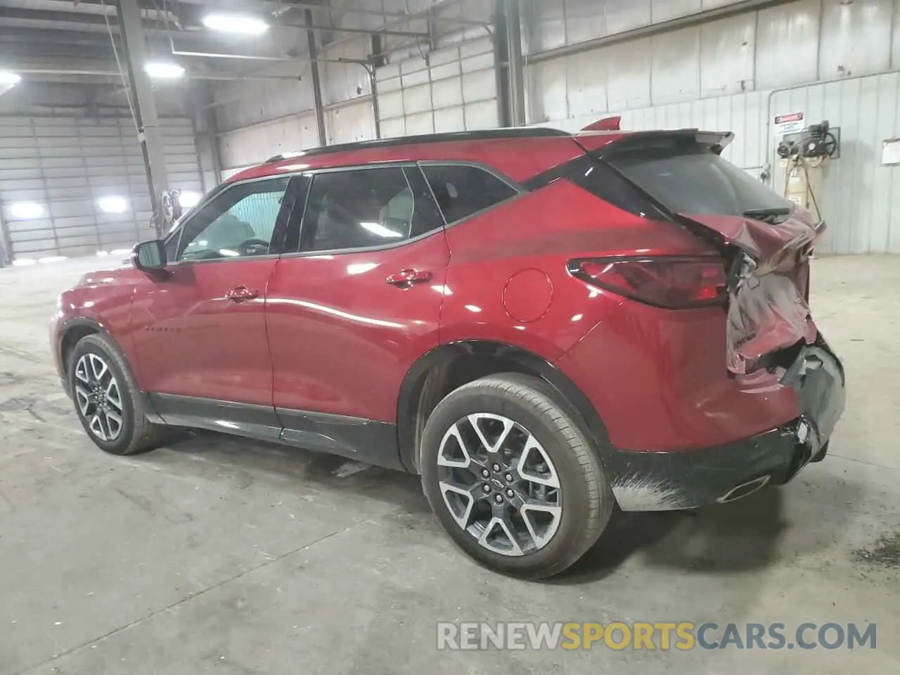 2 Photograph of a damaged car 3GNKBKRS7RS149456 CHEVROLET BLAZER 2024
