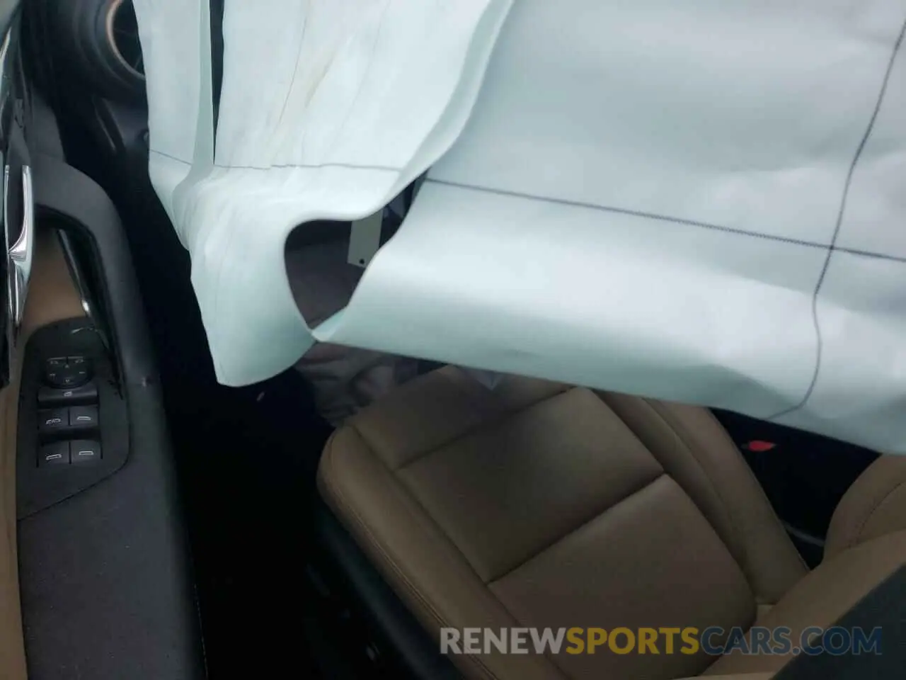 8 Photograph of a damaged car 3GNKBLRSXRS282234 CHEVROLET BLAZER 2024