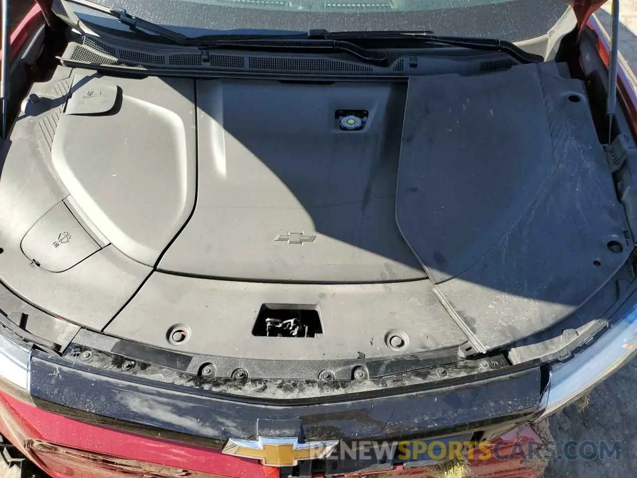 12 Photograph of a damaged car 3GNKDBRJ5RS213866 CHEVROLET BLAZER 2024