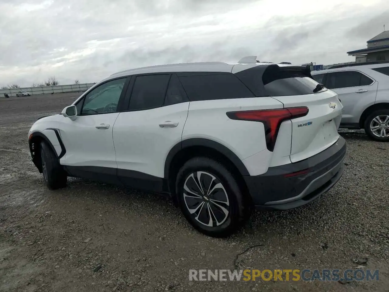 2 Photograph of a damaged car 3GNKDBRJXRS216097 CHEVROLET BLAZER 2024