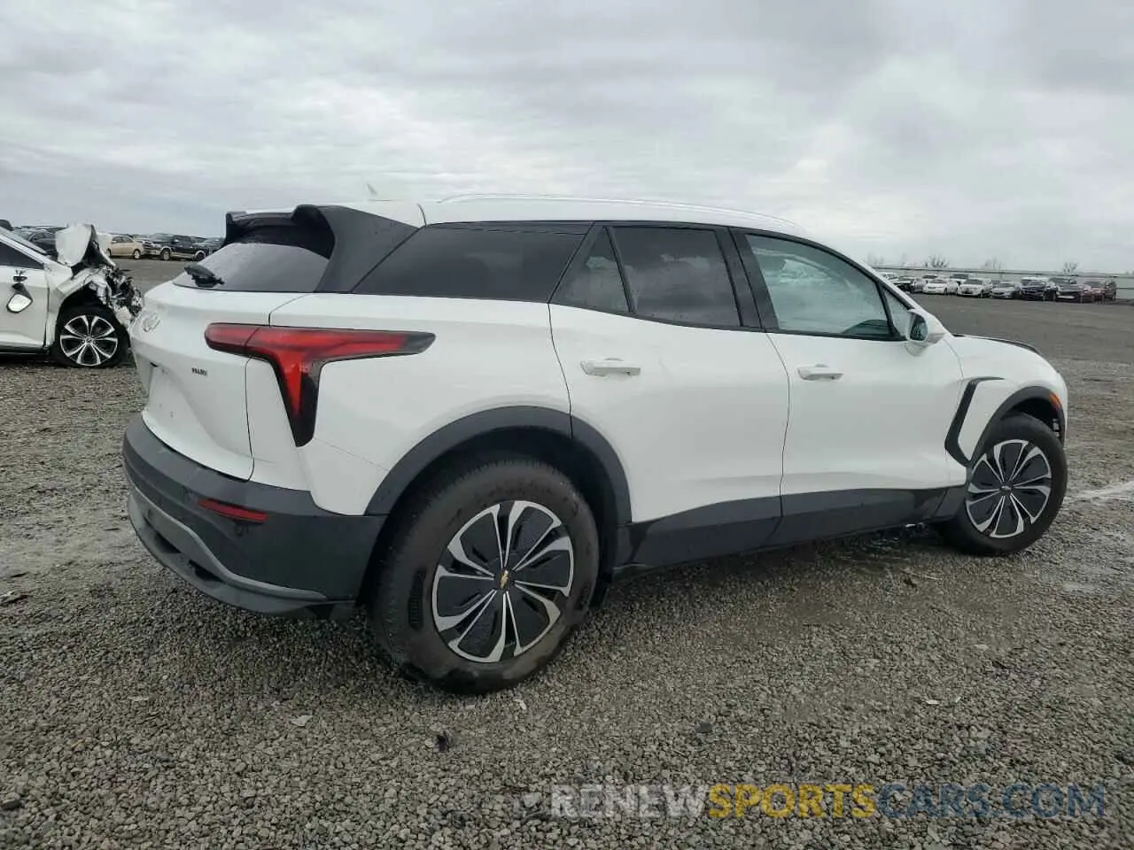 3 Photograph of a damaged car 3GNKDBRJXRS216097 CHEVROLET BLAZER 2024