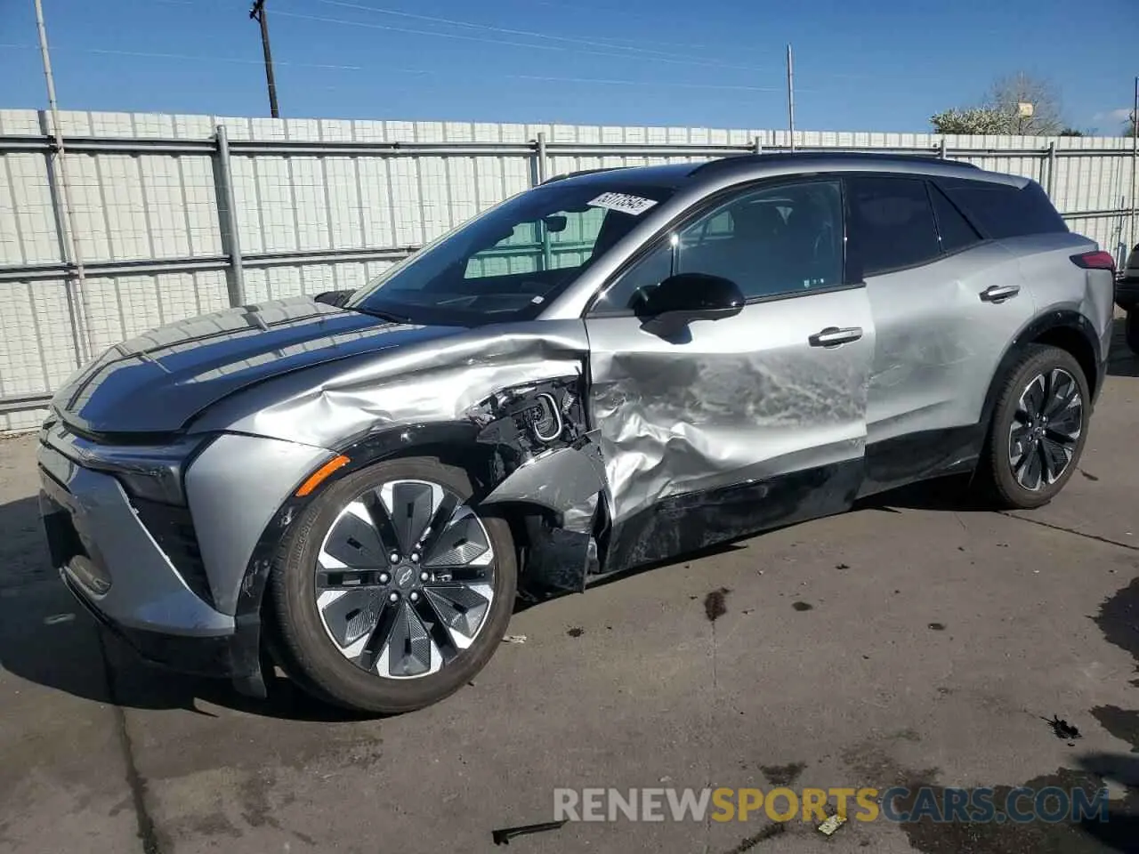 1 Photograph of a damaged car 3GNKDCRJ0RS118766 CHEVROLET BLAZER 2024