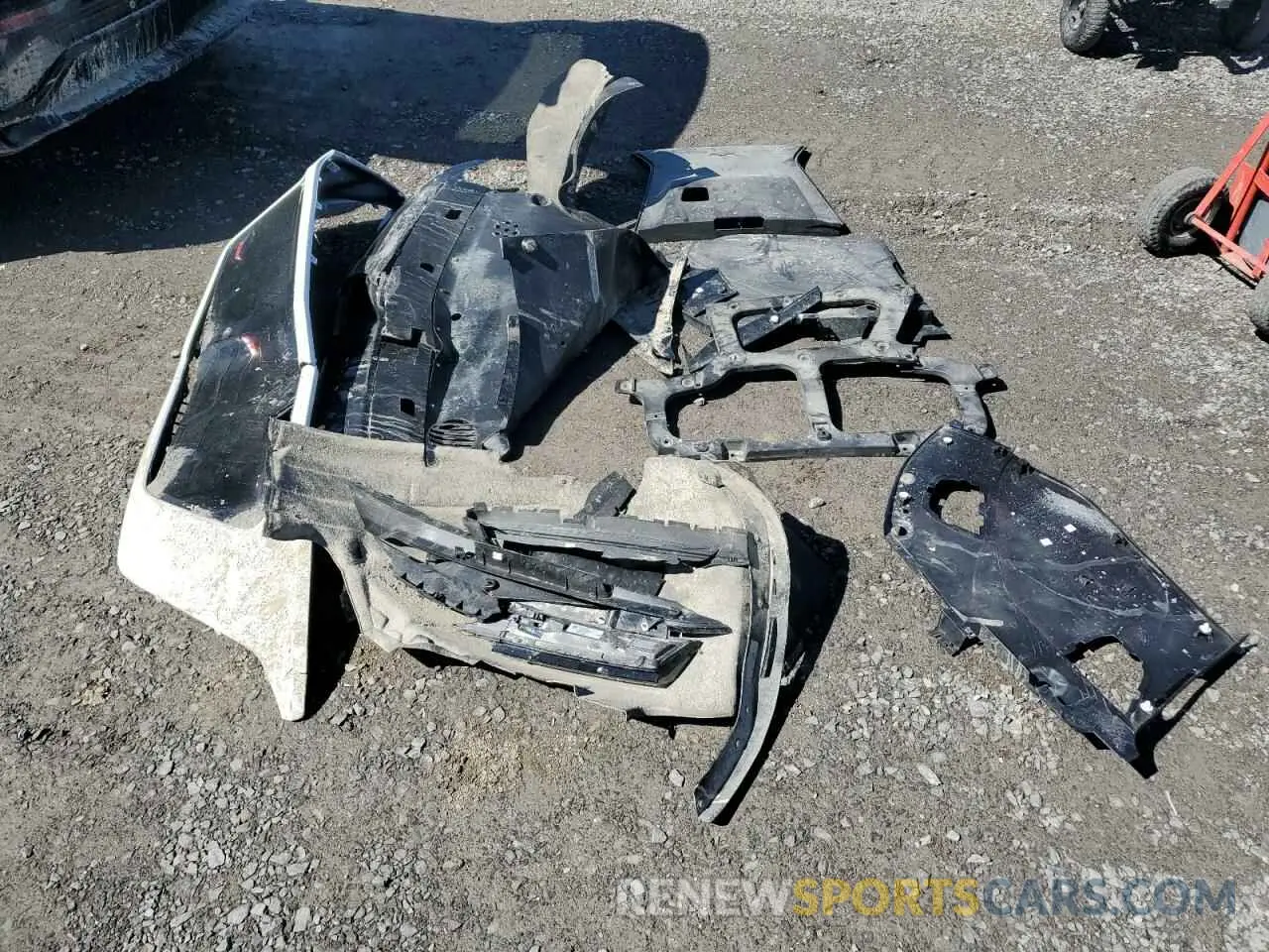 13 Photograph of a damaged car 3GNKDCRJ0RS174240 CHEVROLET BLAZER 2024