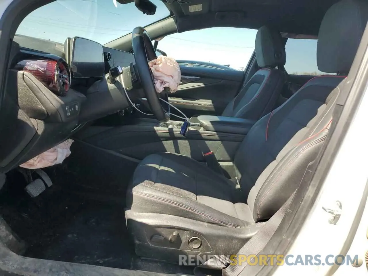 7 Photograph of a damaged car 3GNKDCRJ0RS174240 CHEVROLET BLAZER 2024