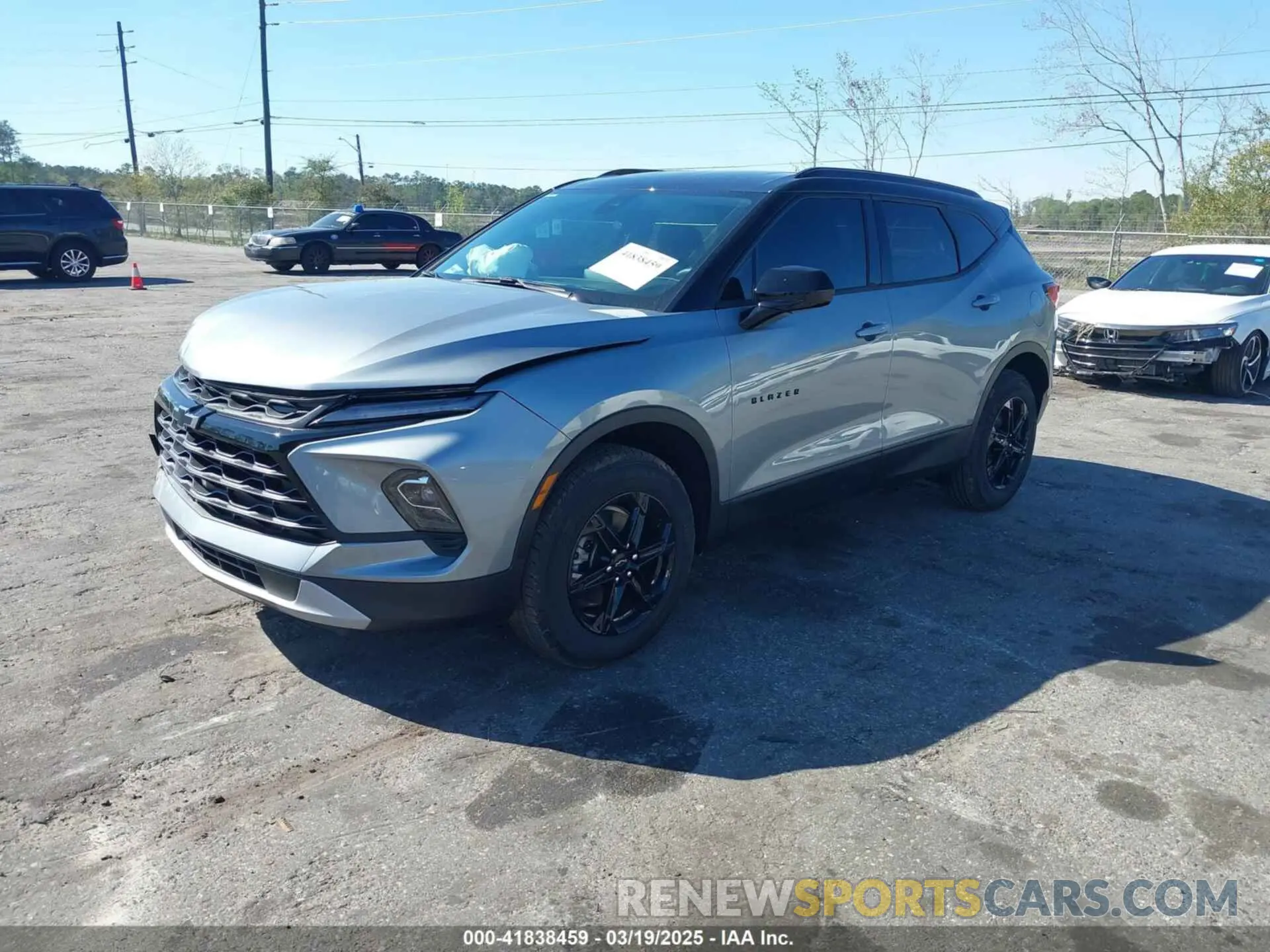 2 Photograph of a damaged car 3GNKBCR43SS167613 CHEVROLET BLAZER 2025
