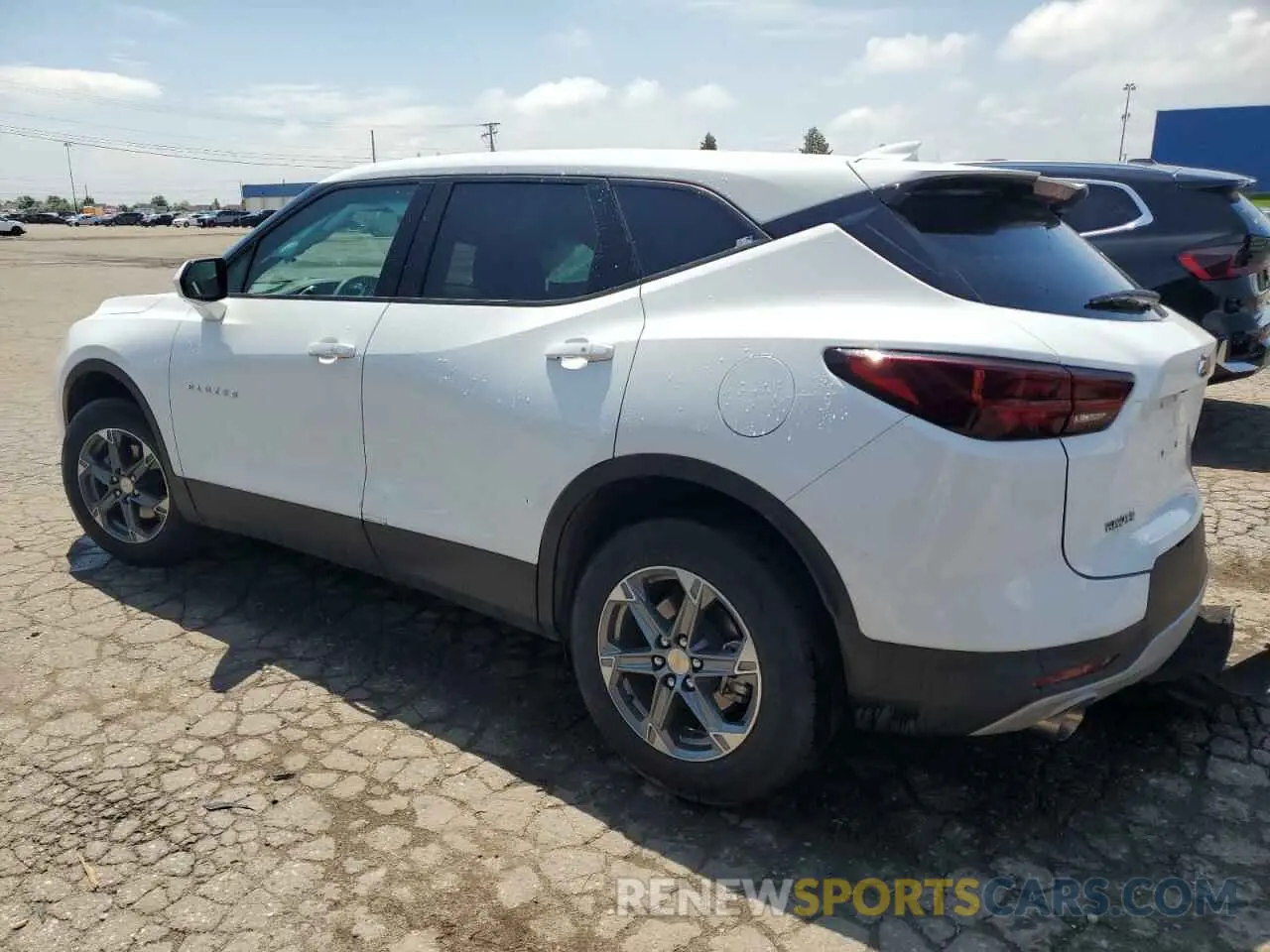 2 Photograph of a damaged car 3GNKBCR46SS168349 CHEVROLET BLAZER 2025