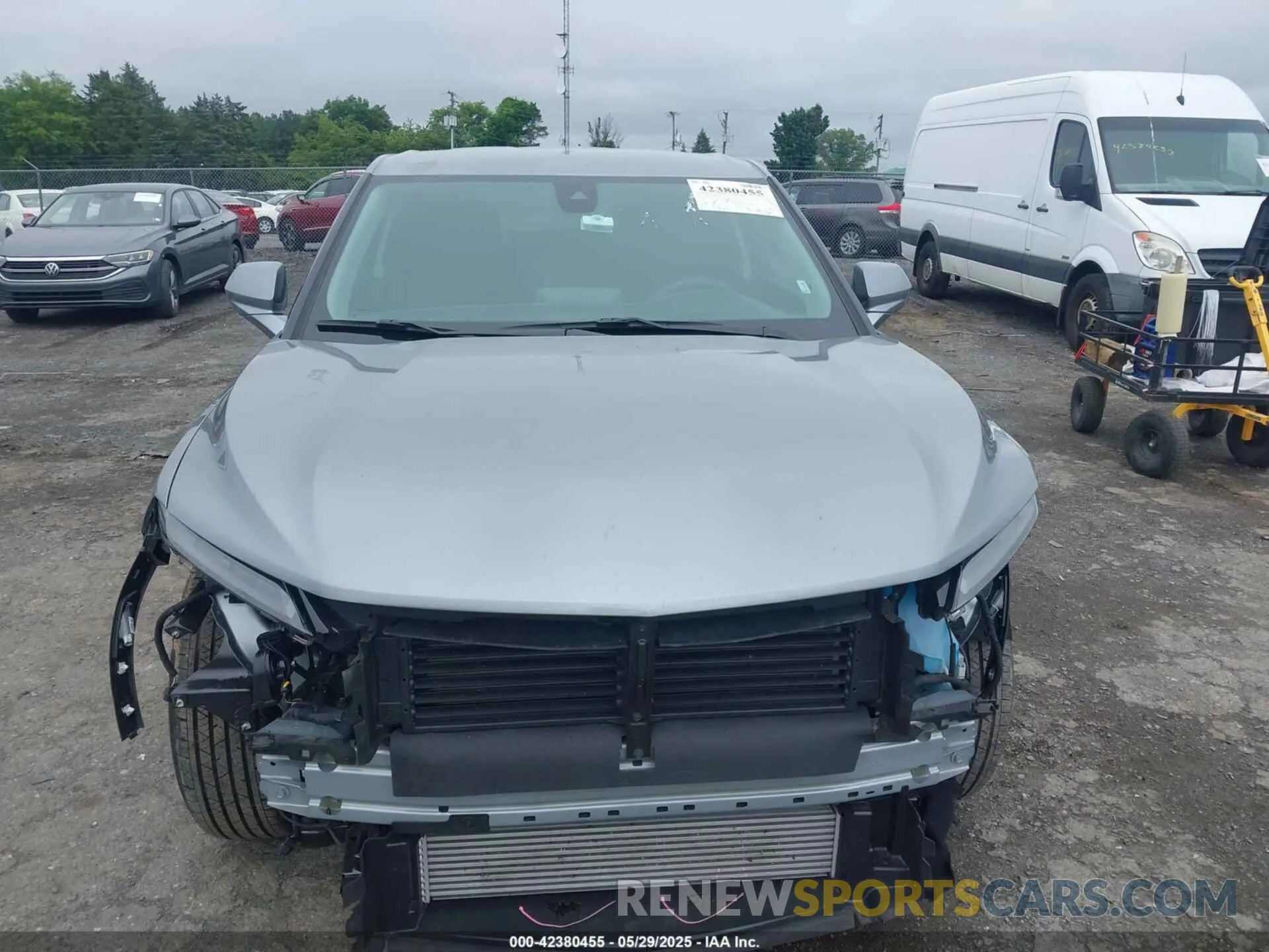 13 Photograph of a damaged car 3GNKBCR47SS191462 CHEVROLET BLAZER 2025