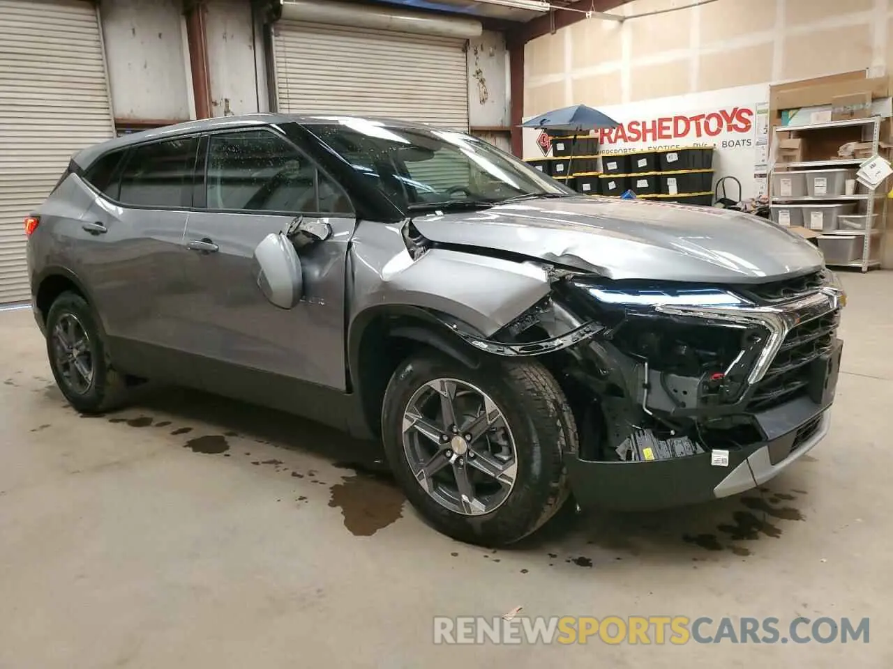 4 Photograph of a damaged car 3GNKBCR48SS157367 CHEVROLET BLAZER 2025