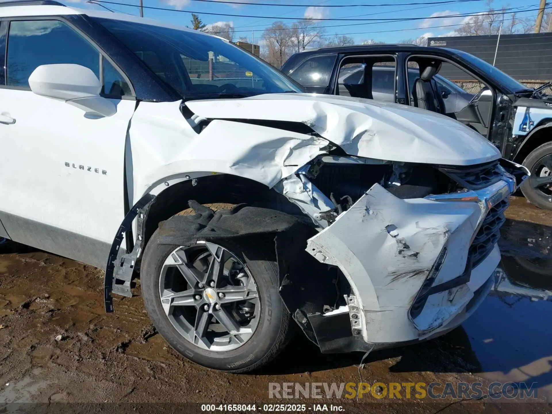 20 Photograph of a damaged car 3GNKBCR48SS166845 CHEVROLET BLAZER 2025