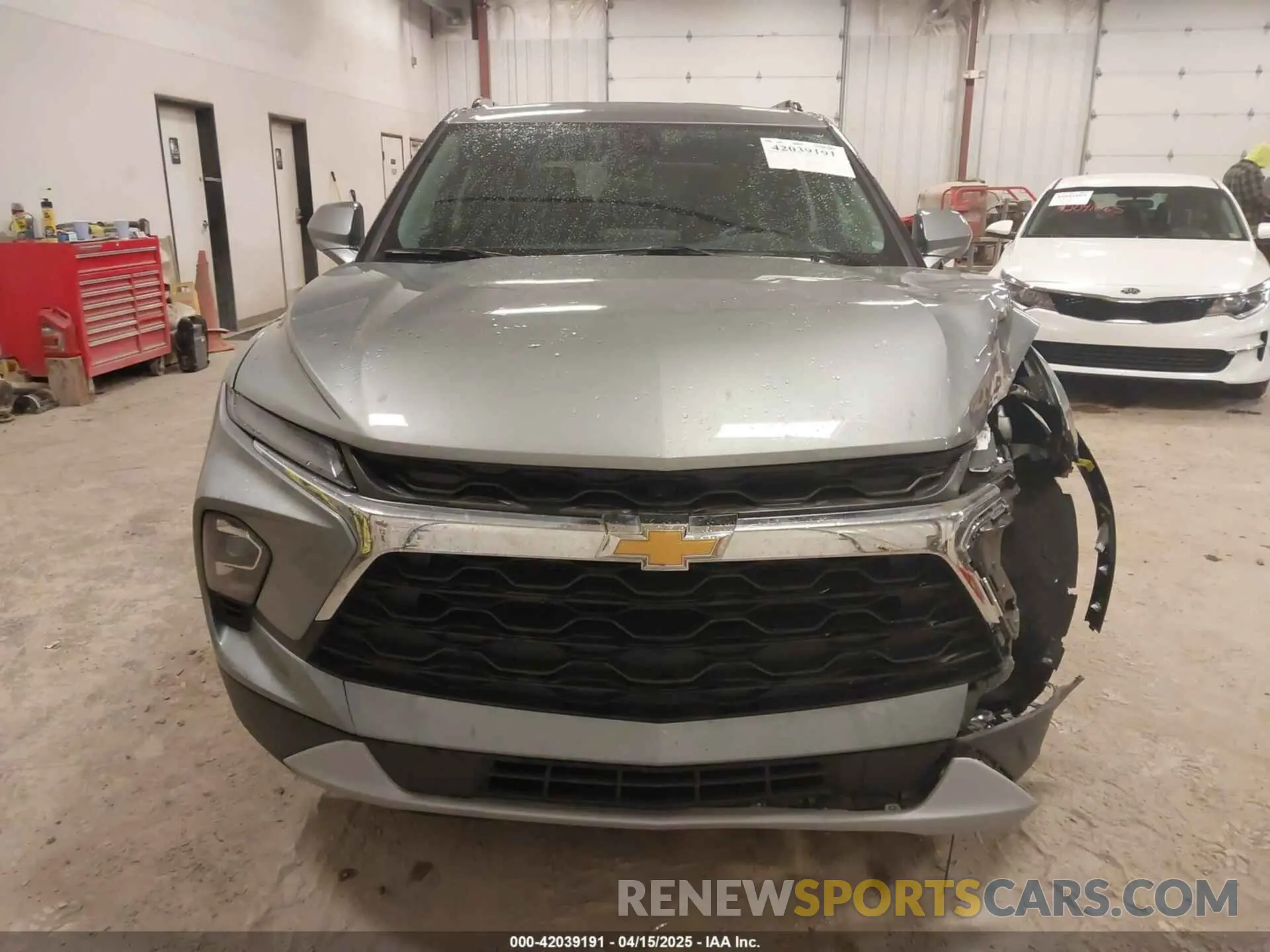 12 Photograph of a damaged car 3GNKBCR49SS113118 CHEVROLET BLAZER 2025
