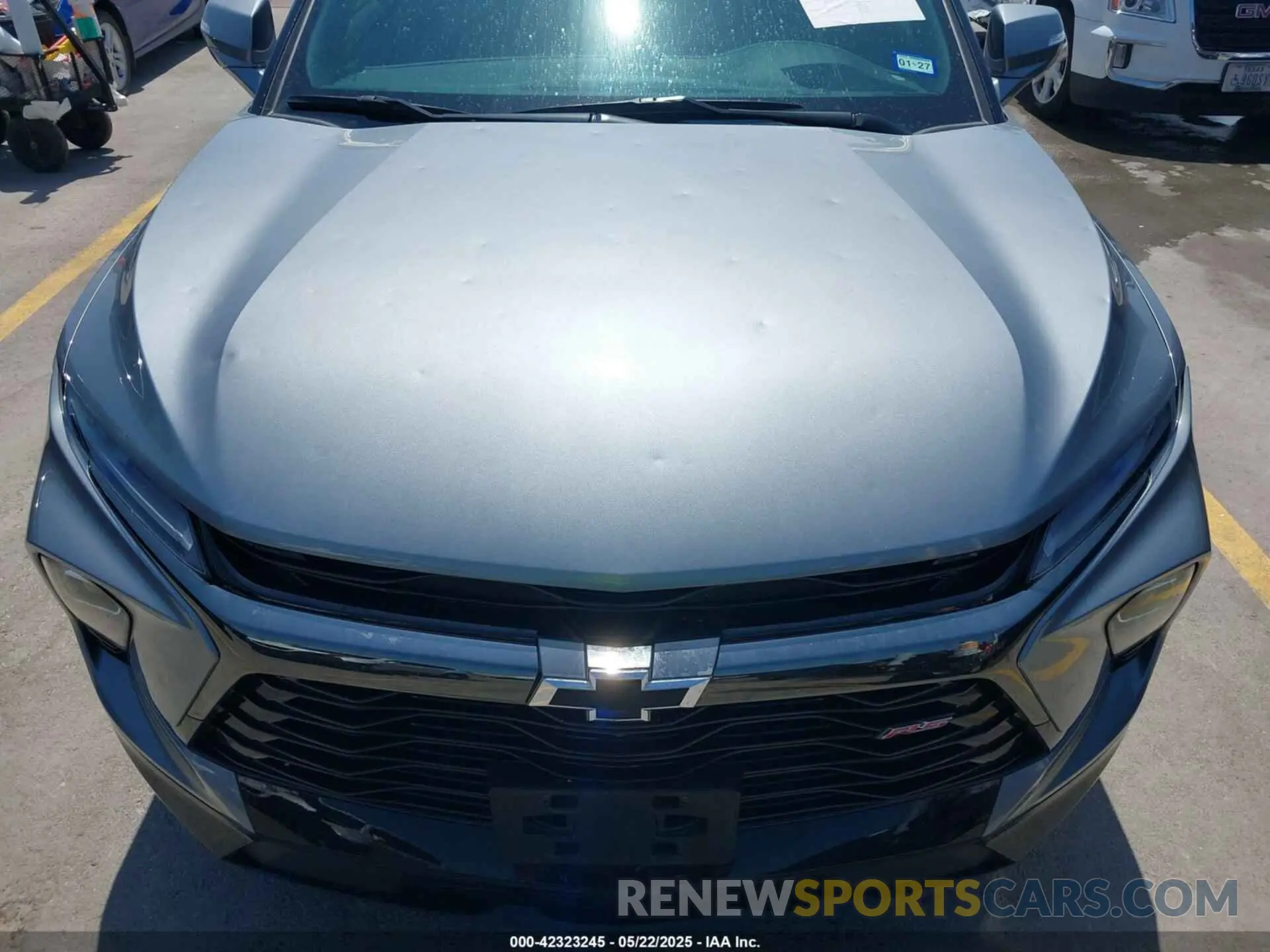 6 Photograph of a damaged car 3GNKBERS0SS137074 CHEVROLET BLAZER 2025