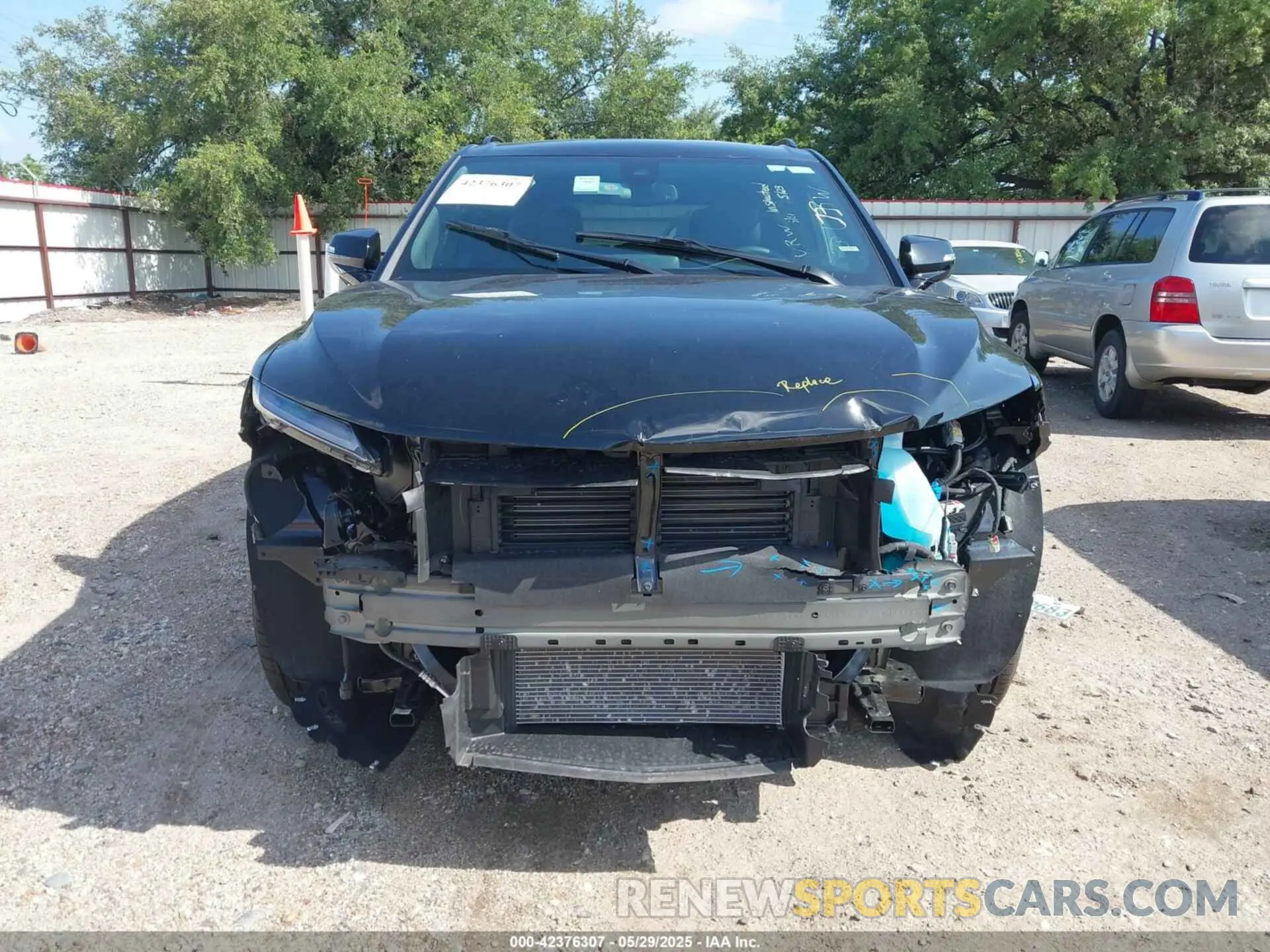 12 Photograph of a damaged car 3GNKBERS1SS196957 CHEVROLET BLAZER 2025