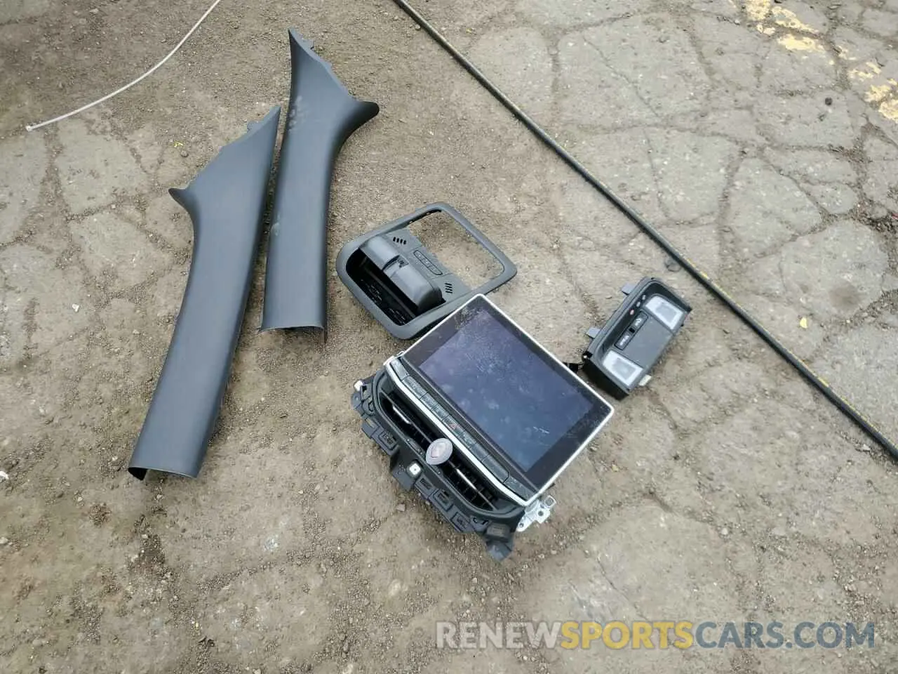 13 Photograph of a damaged car 3GNKBERS6SS148791 CHEVROLET BLAZER 2025