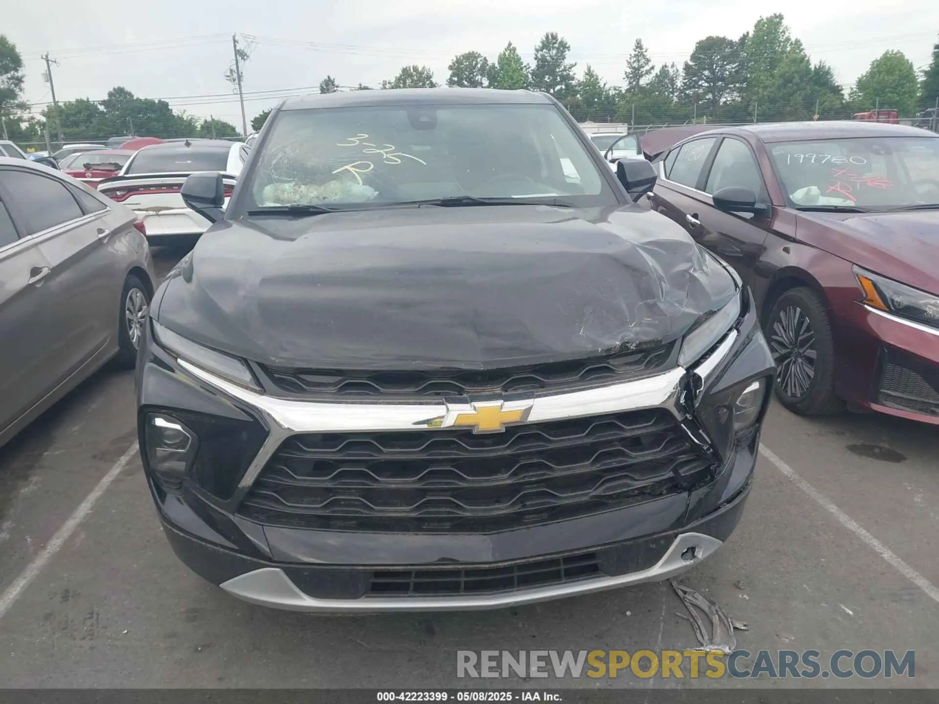 12 Photograph of a damaged car 3GNKBHR43SS184196 CHEVROLET BLAZER 2025