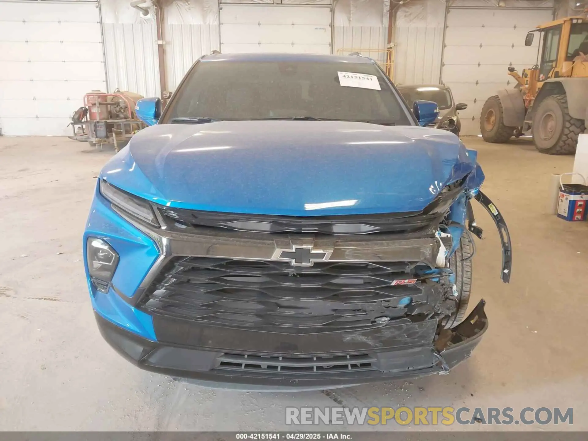 12 Photograph of a damaged car 3GNKBKRSXSS142457 CHEVROLET BLAZER 2025