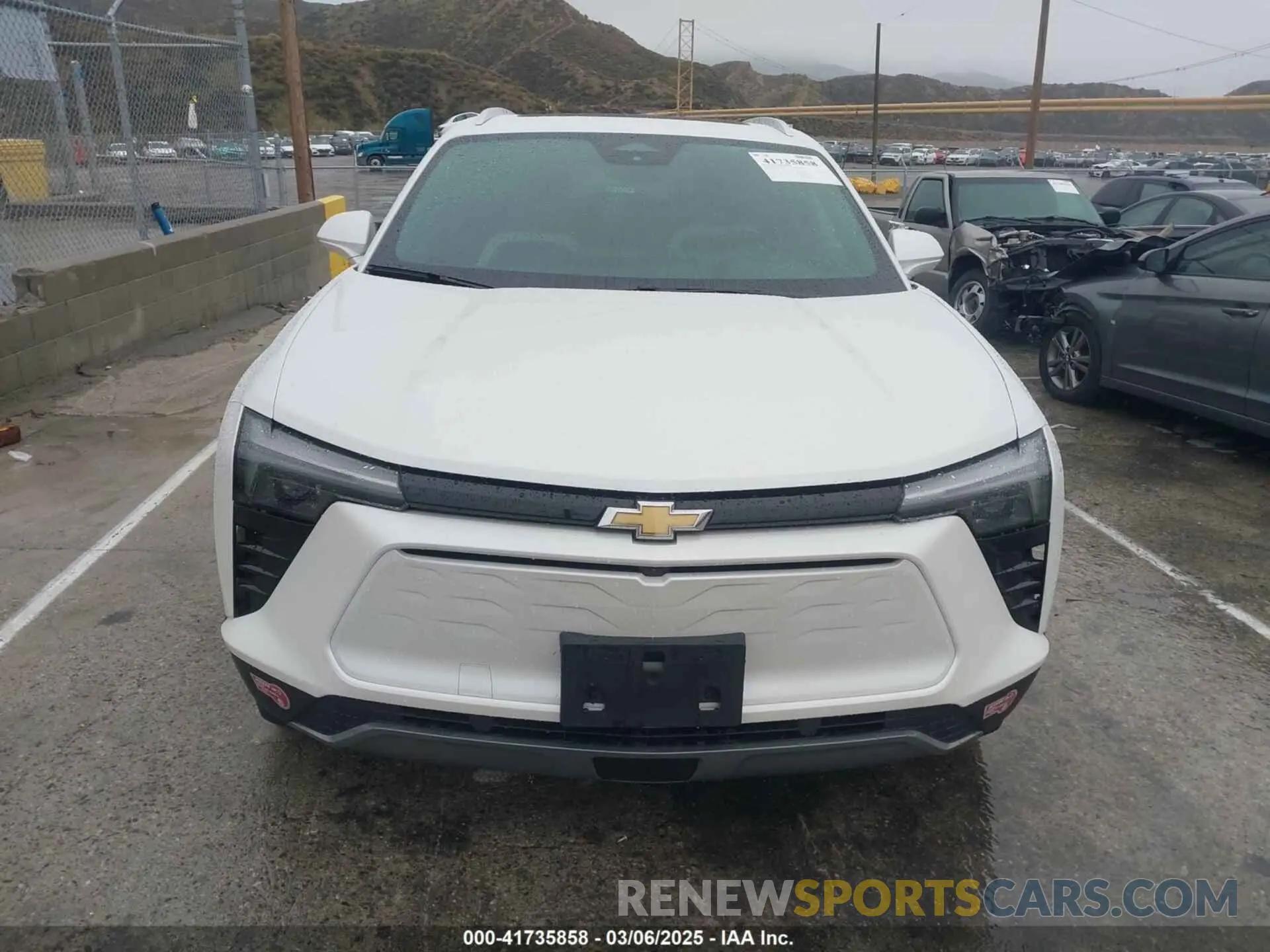 13 Photograph of a damaged car 3GNKDBRJ0RS218750 CHEVROLET BLAZER EV 2024