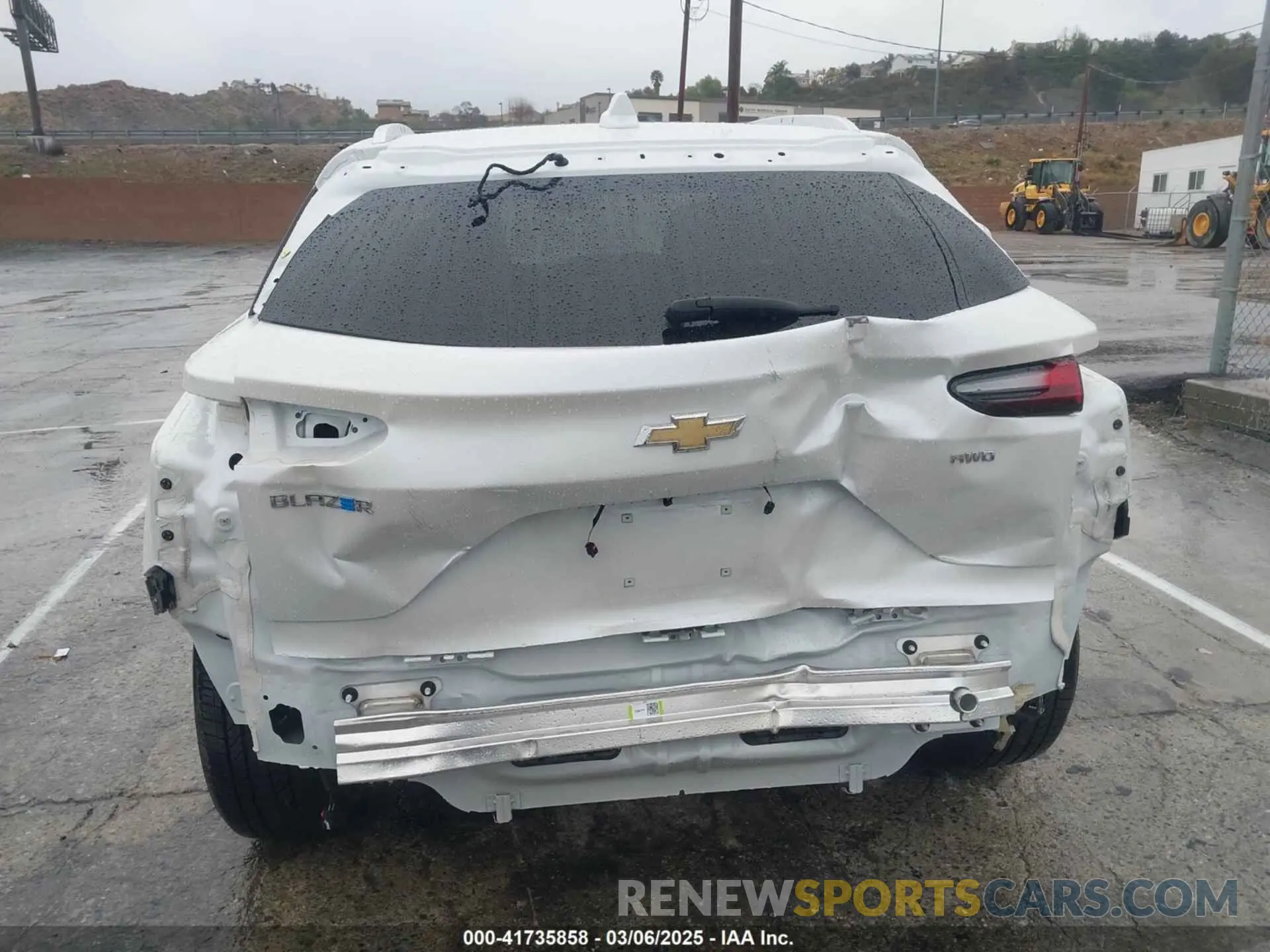 6 Photograph of a damaged car 3GNKDBRJ0RS218750 CHEVROLET BLAZER EV 2024