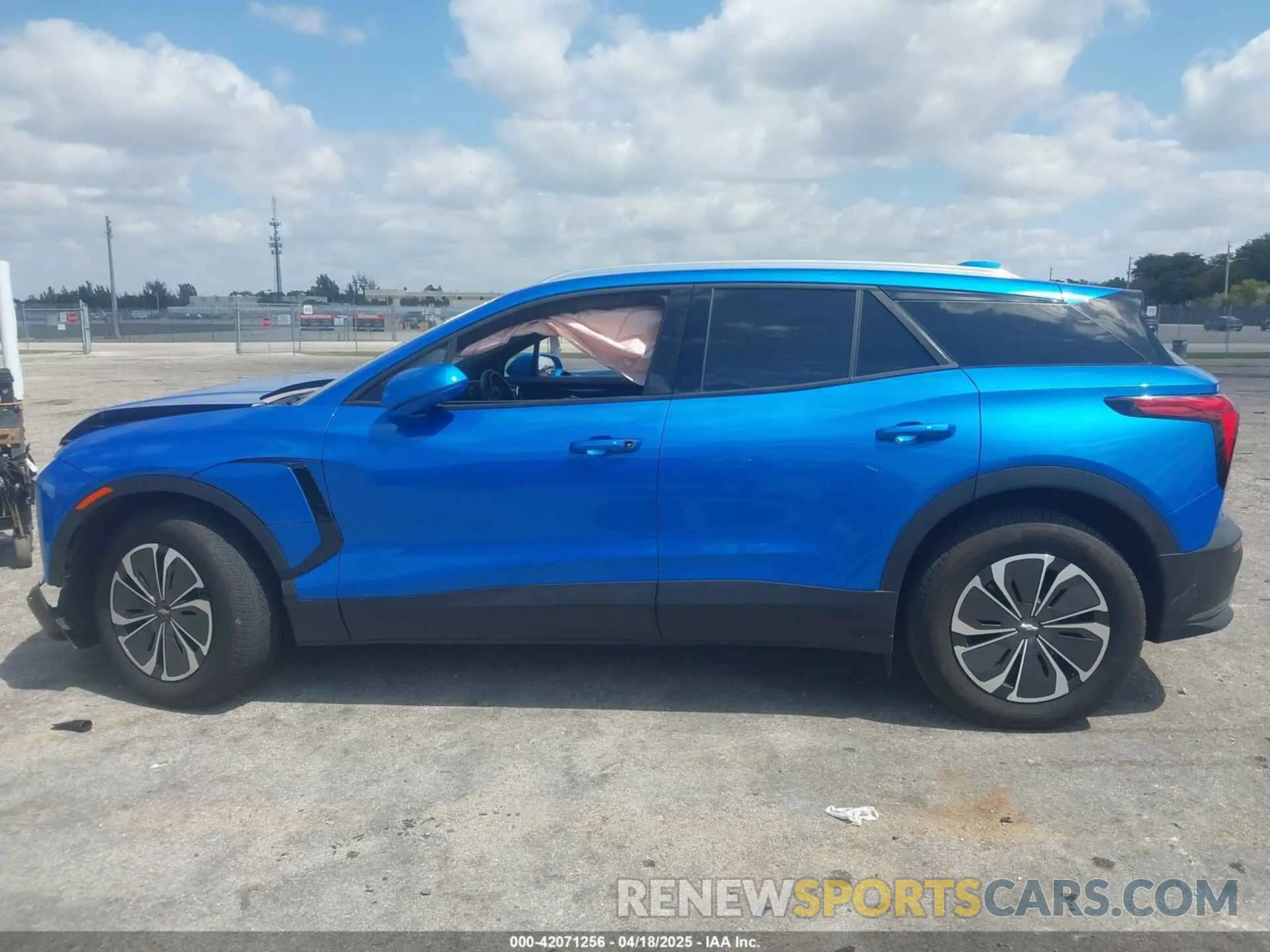 15 Photograph of a damaged car 3GNKDBRJ4RS245031 CHEVROLET BLAZER EV 2024